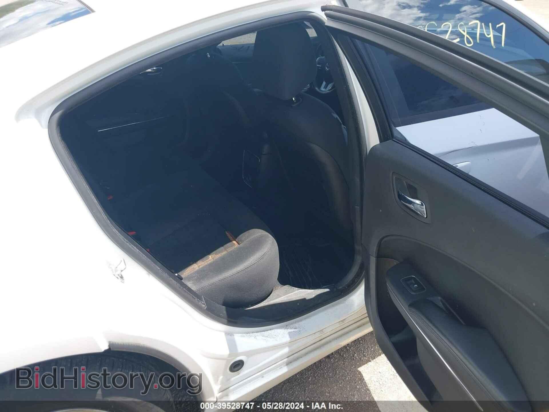 2011 DODGE CHARGER - VIN: 2B3CL3CGXBH584180 - Фото 8