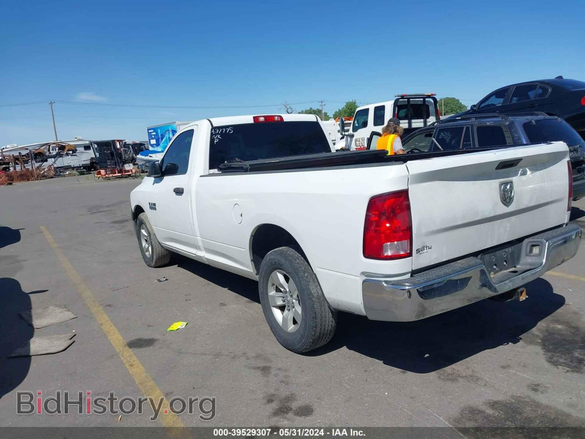 2015 RAM 1500 - VIN: 3C6JR6DG9FG637775 - Фото 3