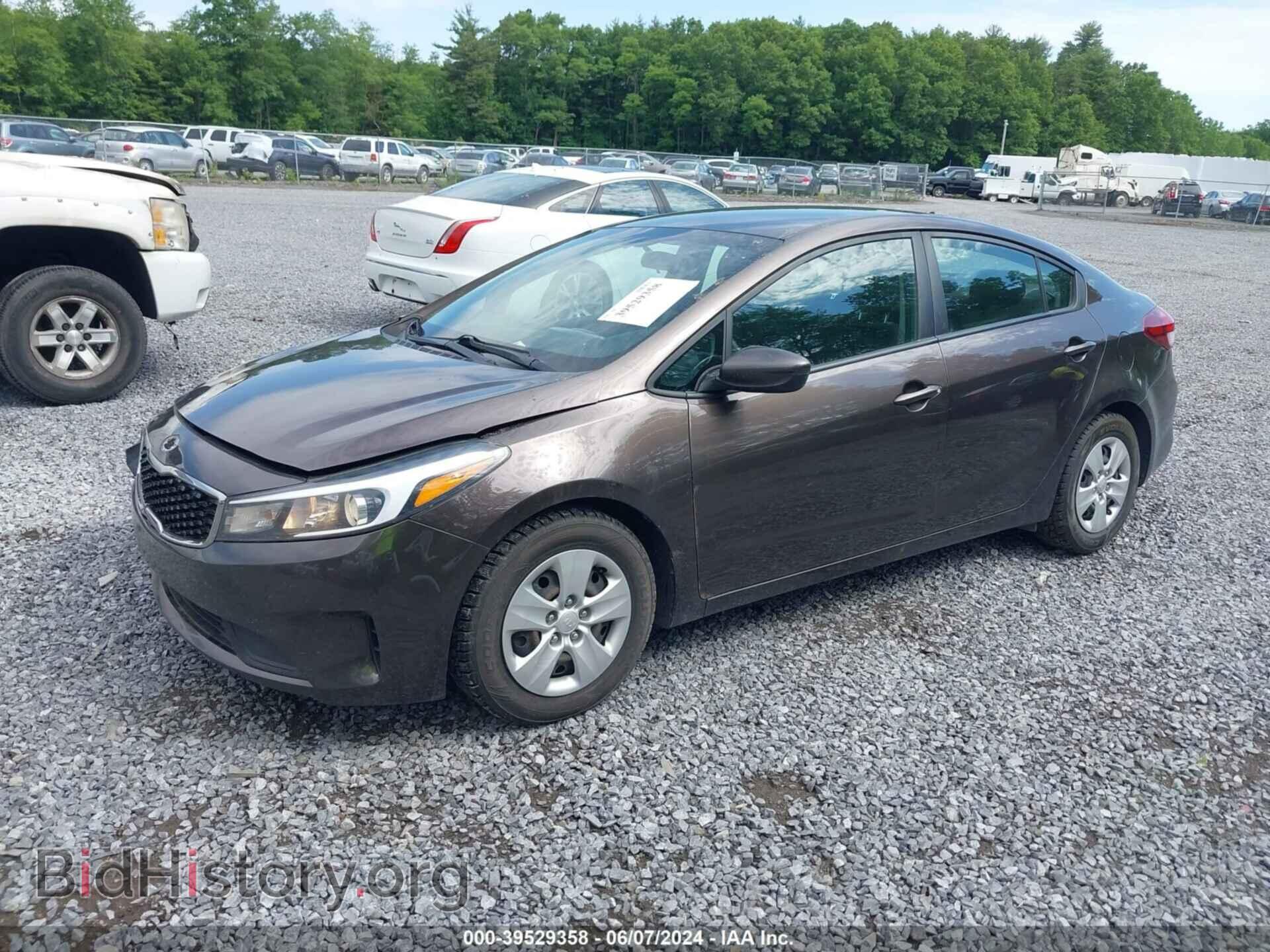 2017 KIA FORTE - VIN: 3KPFK4A78HE139240 - Фото 2