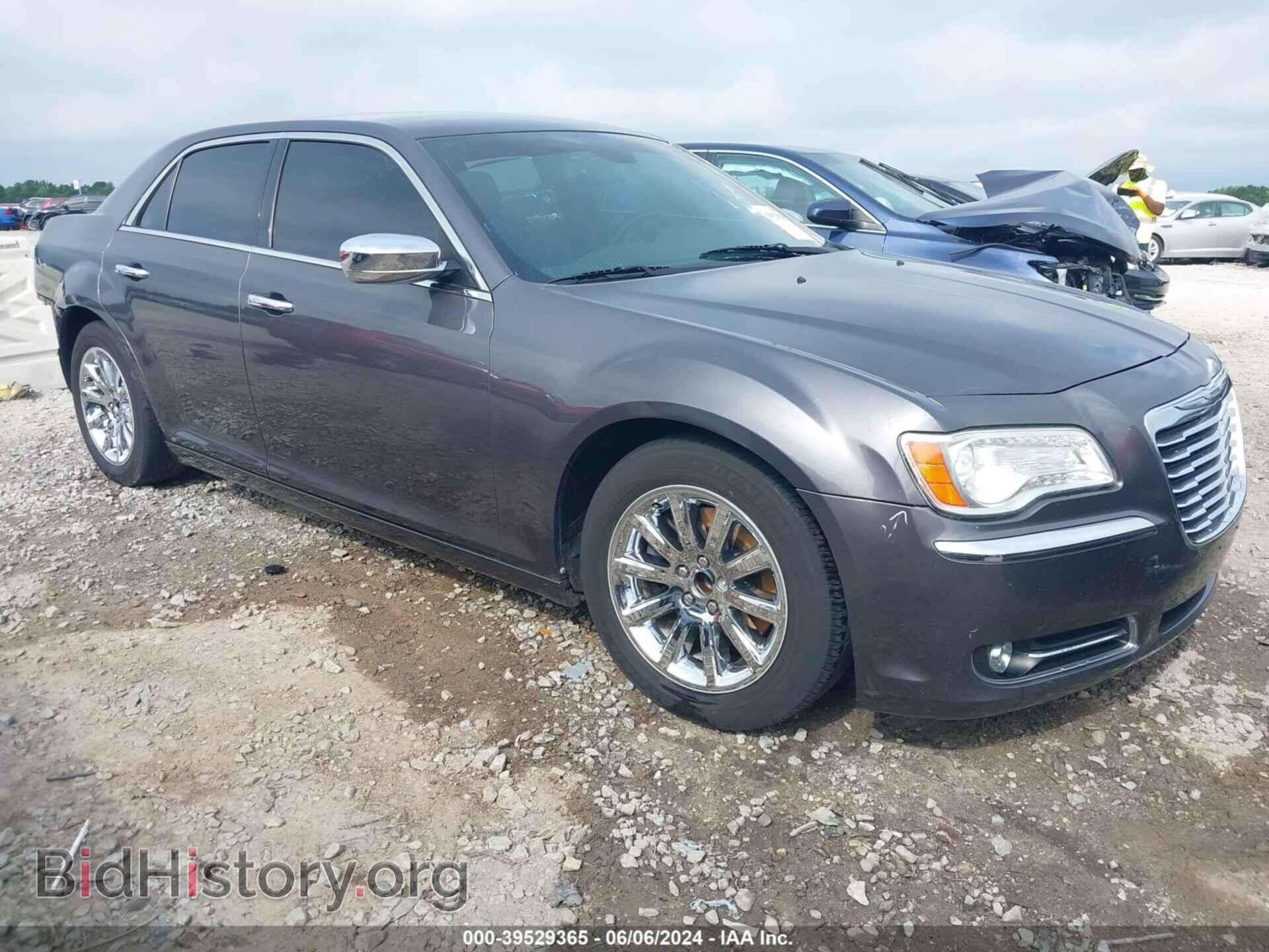 Фотография 2C3CCAET2DH741141 - CHRYSLER 300C 2013