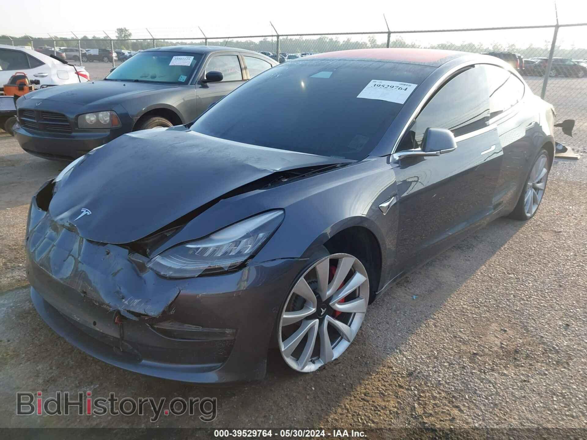 2018 TESLA MODEL 3 - VIN: 5YJ3E1EB5JF105814 - Photo 2