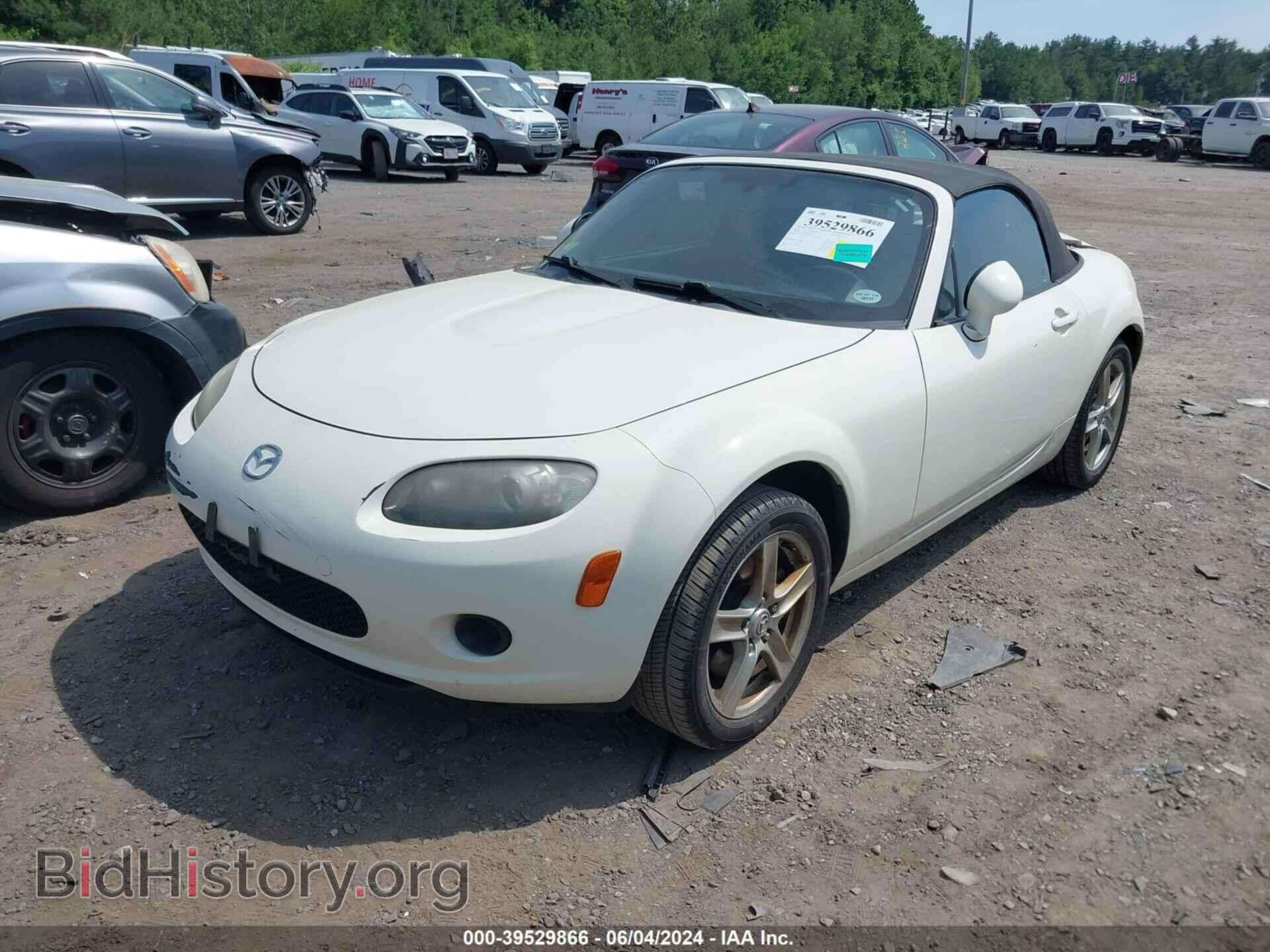 2006 MAZDA MX-5 - VIN: JM1NC25F760111417 - Фото 2