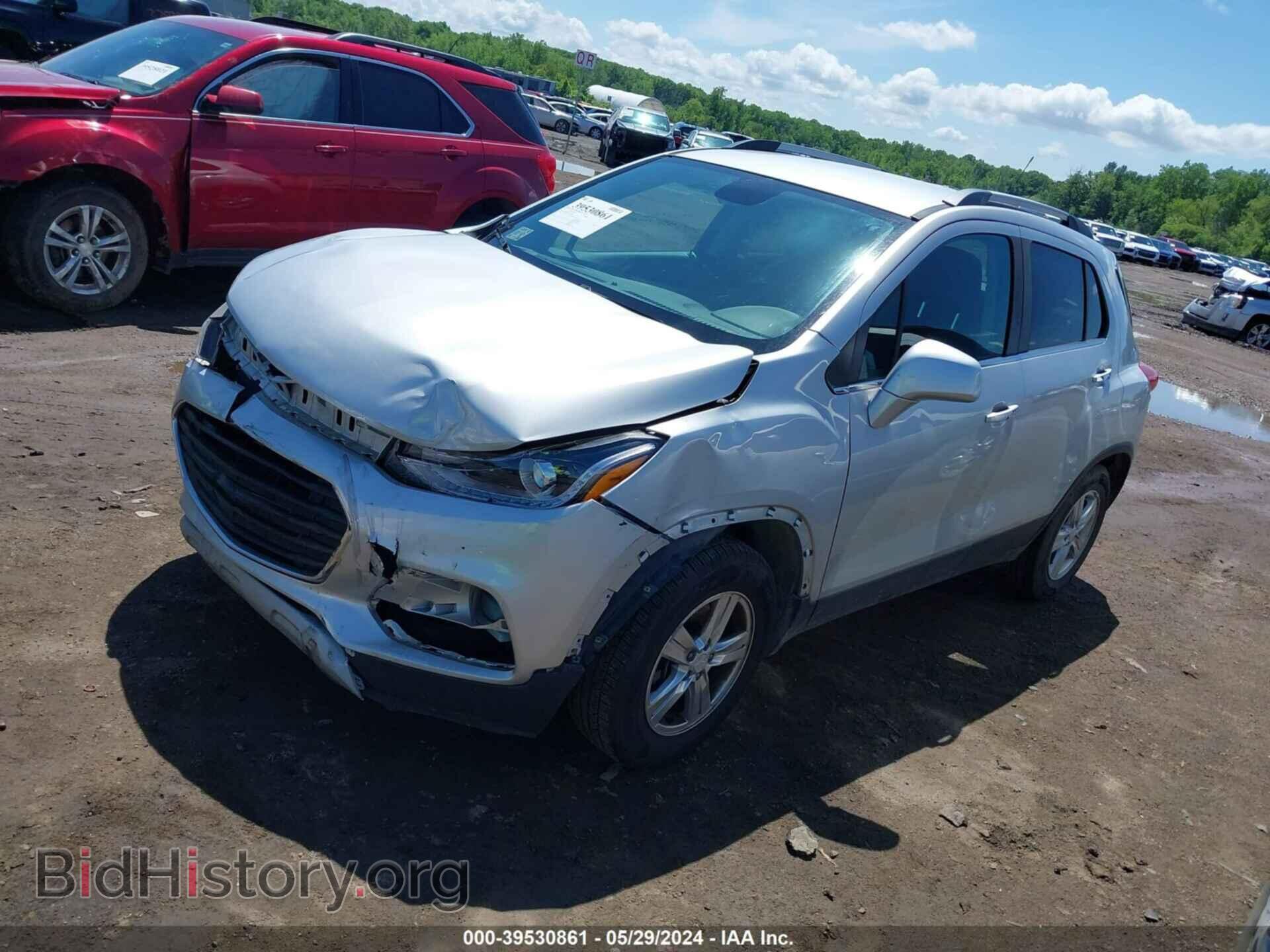 2017 CHEVROLET TRAX - VIN: 3GNCJLSB1HL287302 - Фото 2