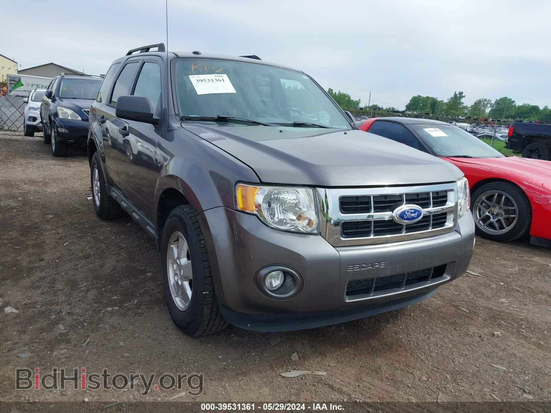 Фотография 1FMCU0D76BKC17144 - FORD ESCAPE 2011