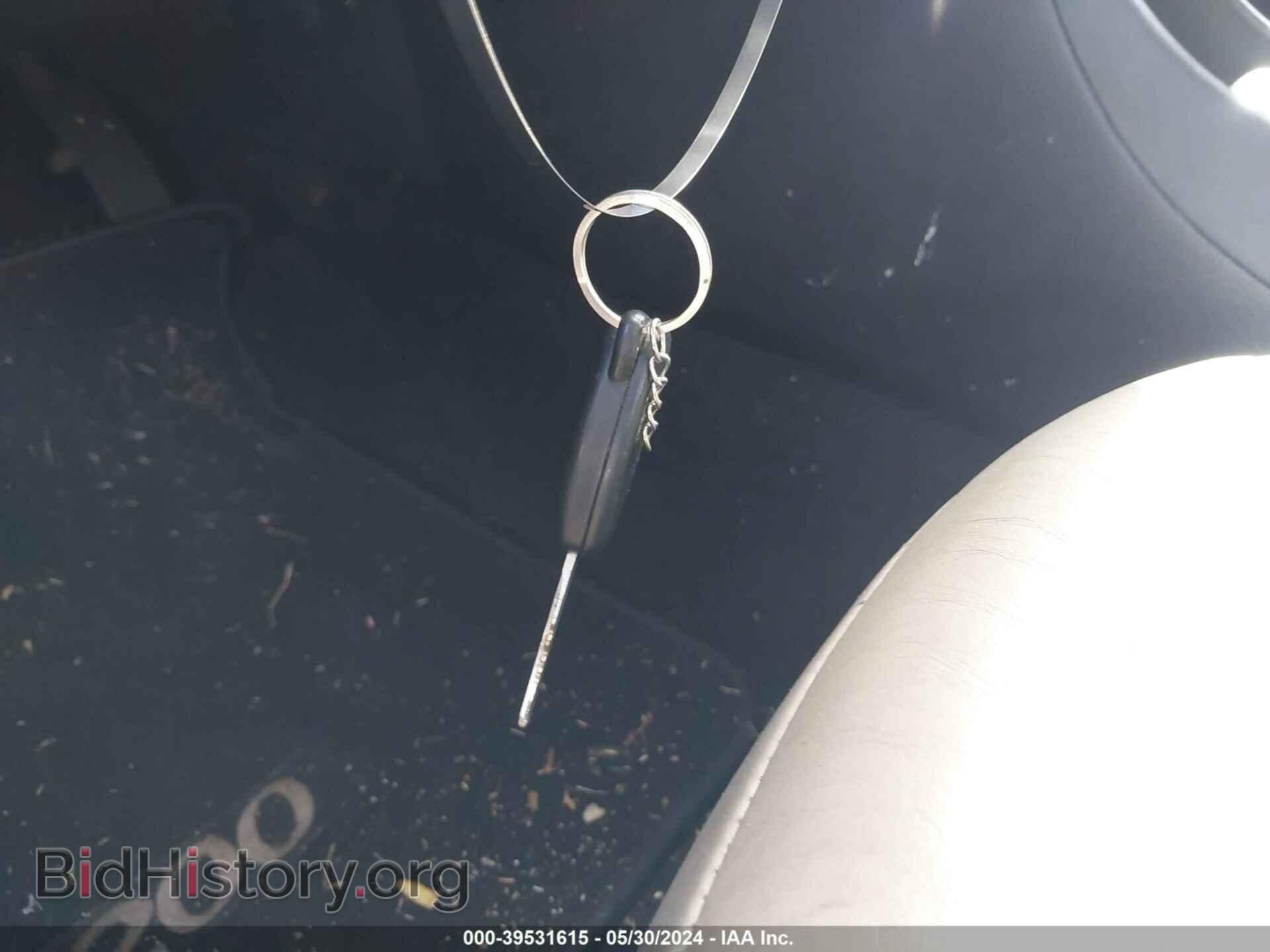 2012 CHRYSLER 200 - VIN: 1C3CCBCB7CN176021 - Фото 11