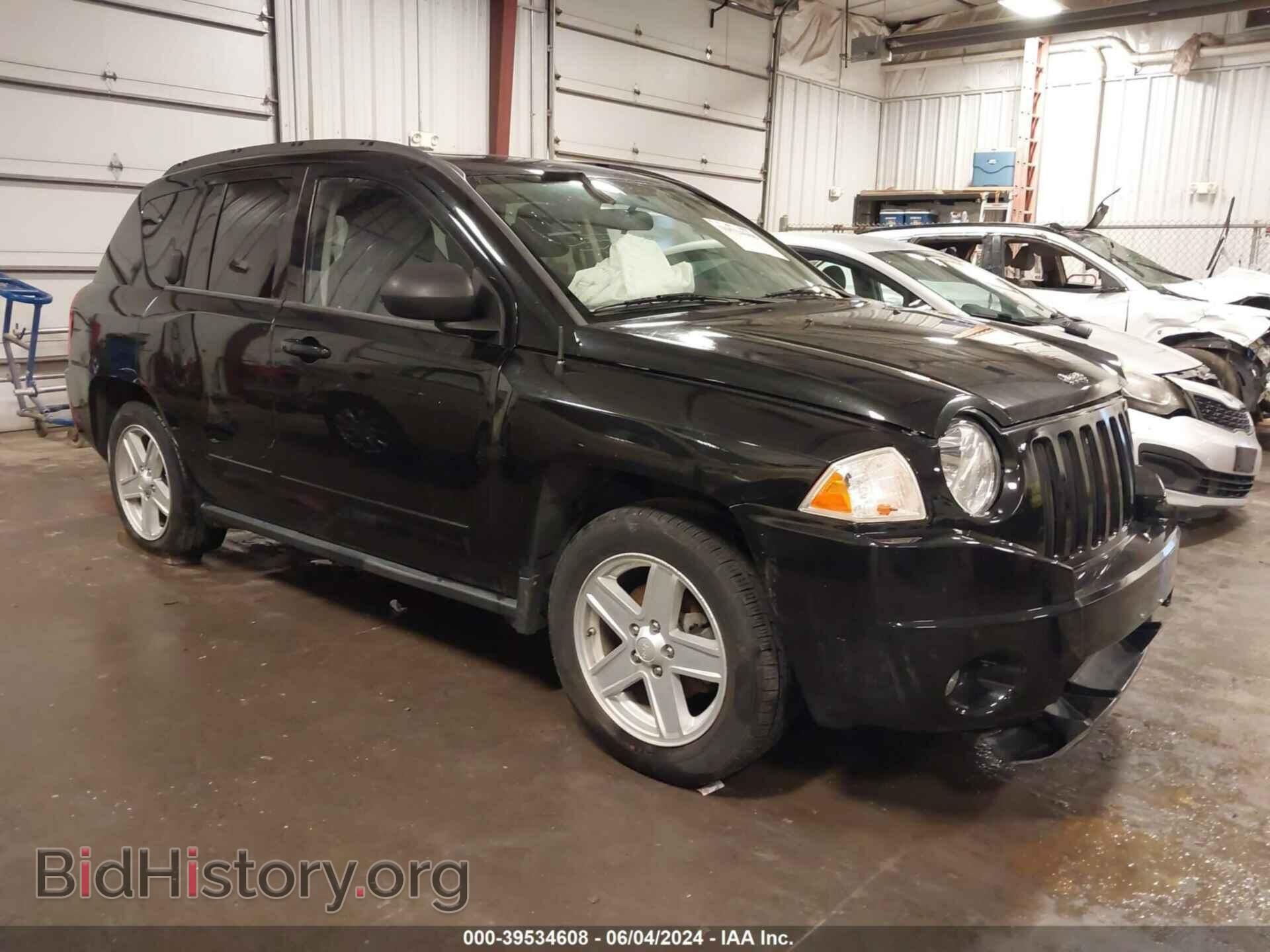 Photo 1J4NF4FB5AD502494 - JEEP COMPASS 2010