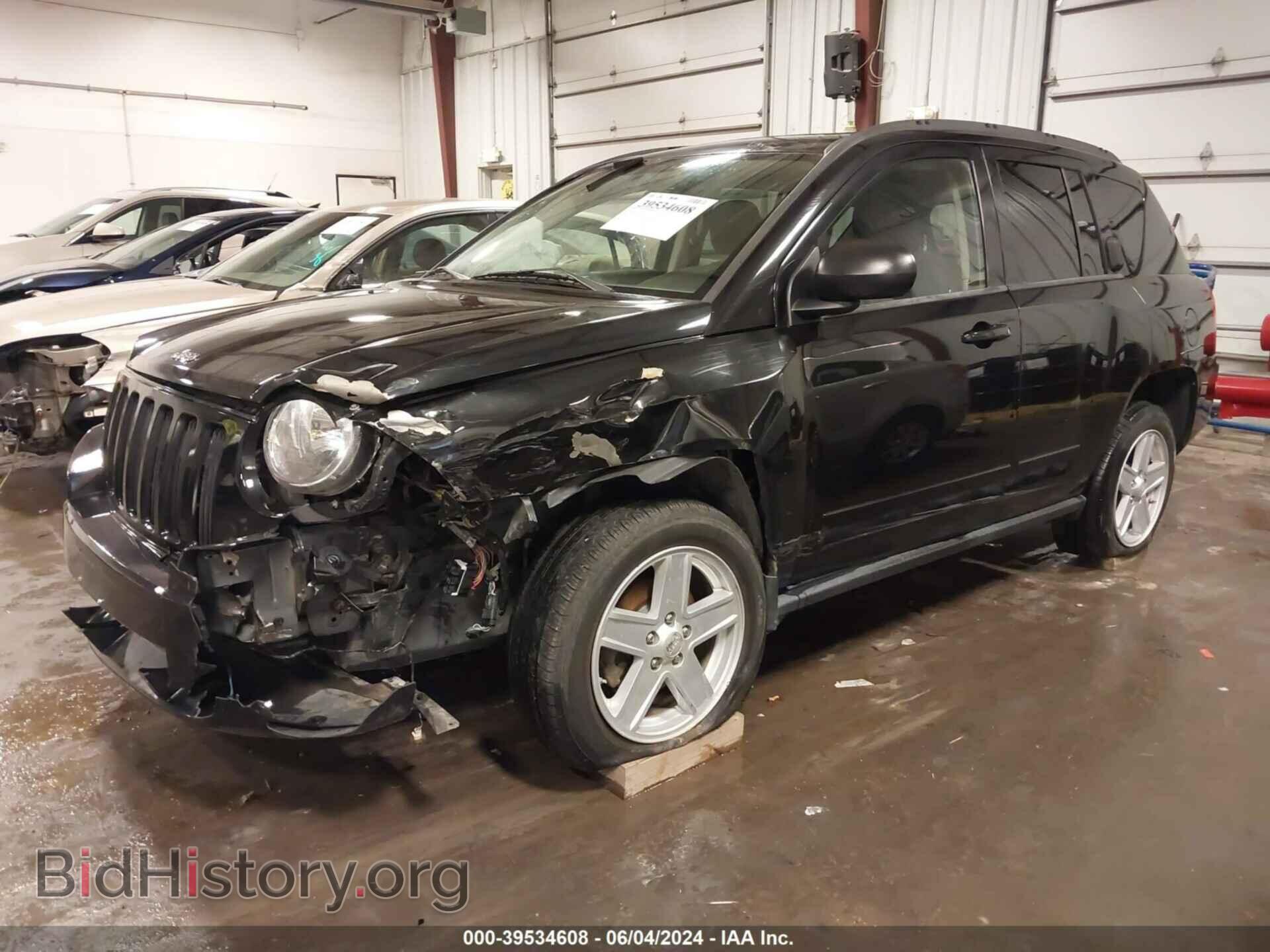 2010 JEEP COMPASS - VIN: 1J4NF4FB5AD502494 - Фото 2