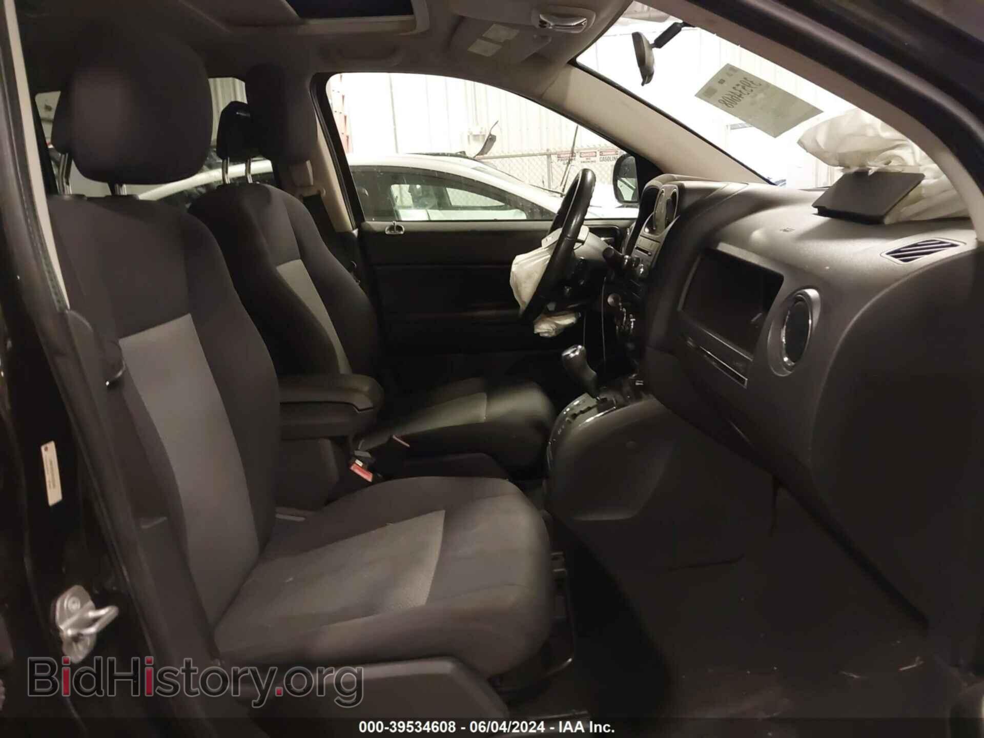 2010 JEEP COMPASS - VIN: 1J4NF4FB5AD502494 - Фото 5
