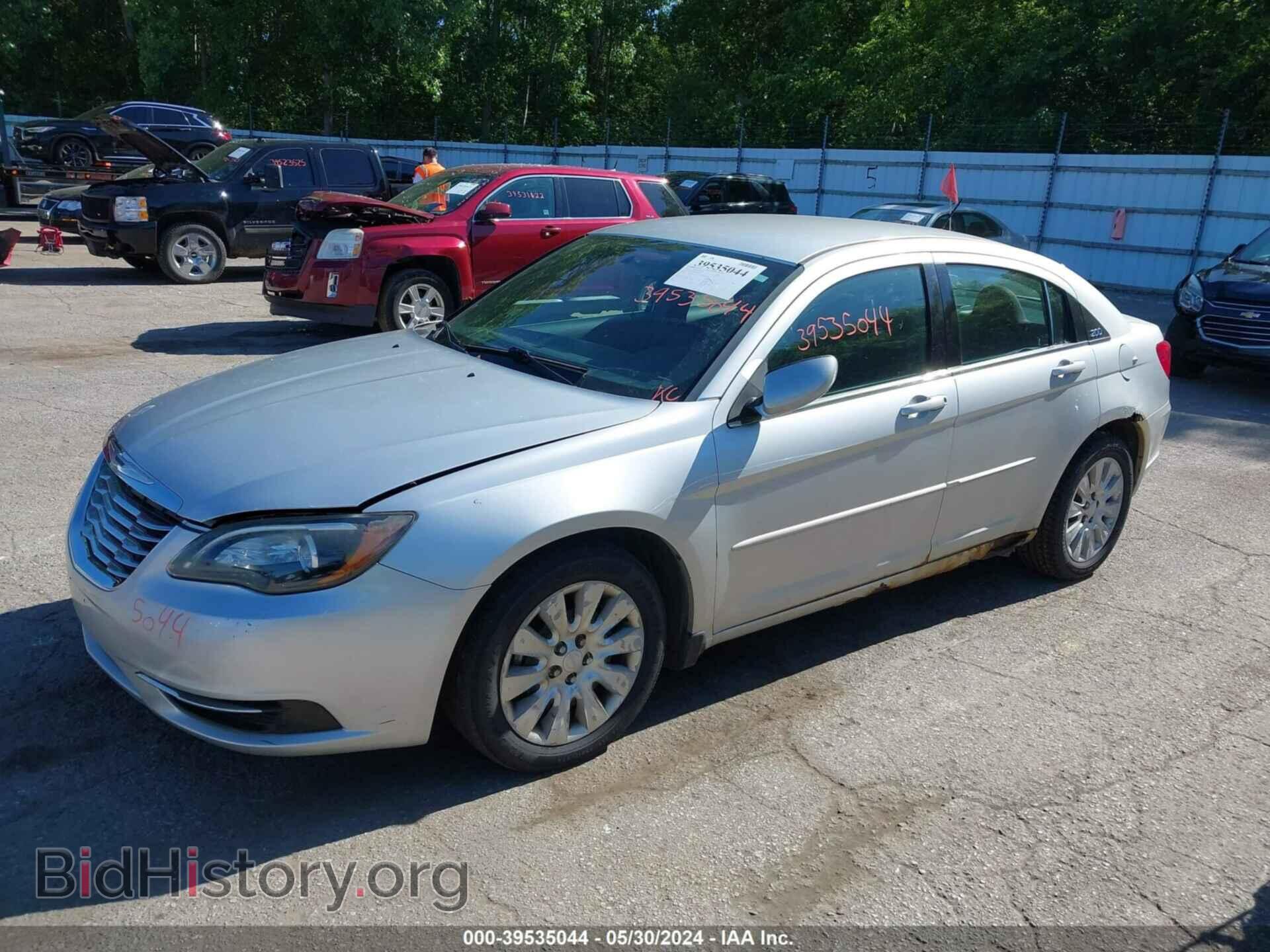 2012 CHRYSLER 200 - VIN: 1C3CCBAB3CN248500 - Фото 2