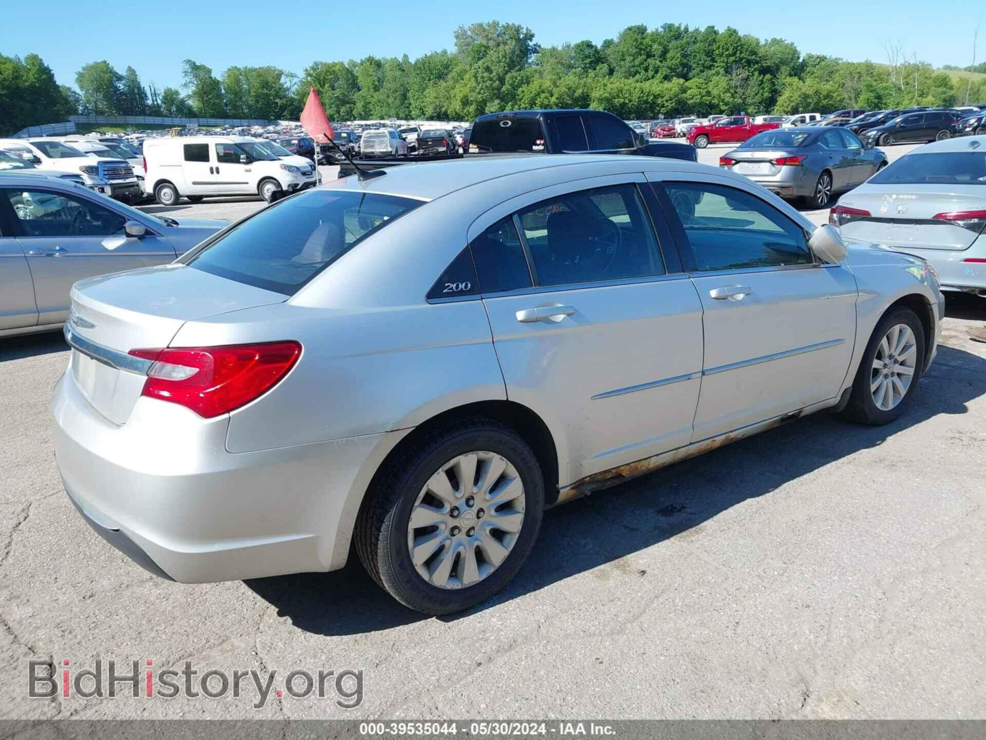 2012 CHRYSLER 200 - VIN: 1C3CCBAB3CN248500 - Фото 4