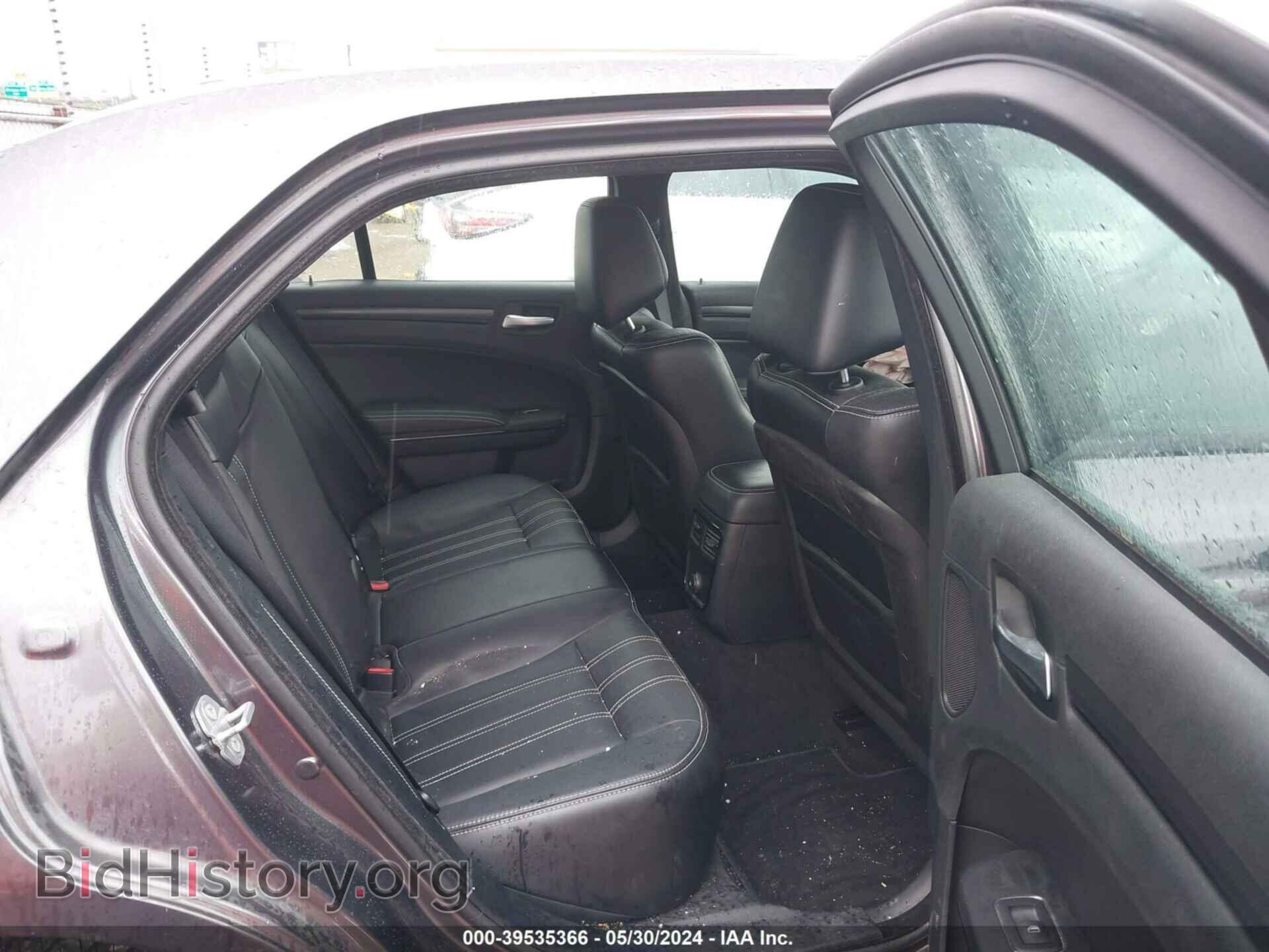 2014 CHRYSLER 300 - VIN: 2C3CCAGG0EH374371 - Фото 8