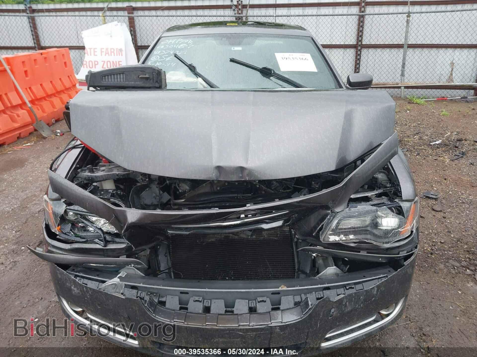 2014 CHRYSLER 300 - VIN: 2C3CCAGG0EH374371 - Фото 10