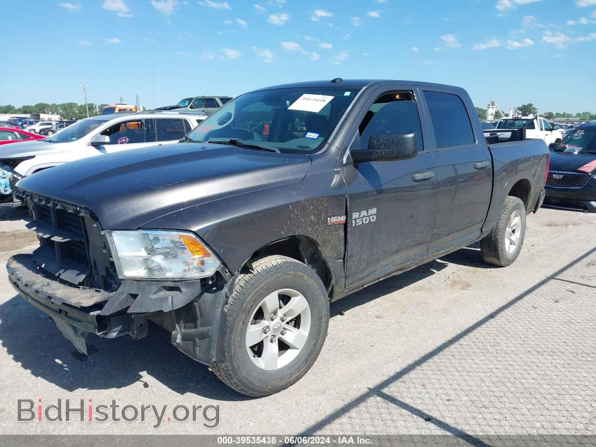 2016 RAM 1500 - VIN: 3C6RR7KT2GG243867 - Photo 2