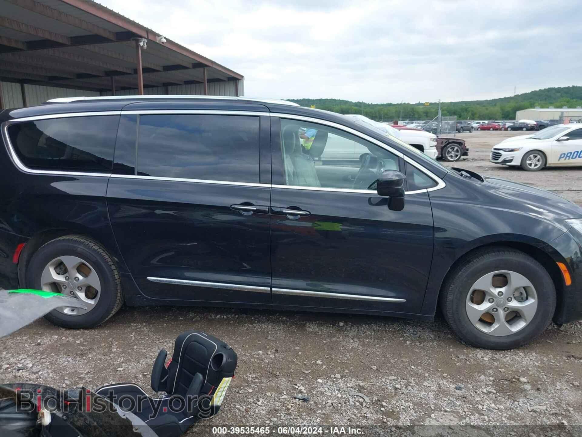 2017 CHRYSLER PACIFICA - VIN: 2C4RC1EG1HR837559 - Photo 13