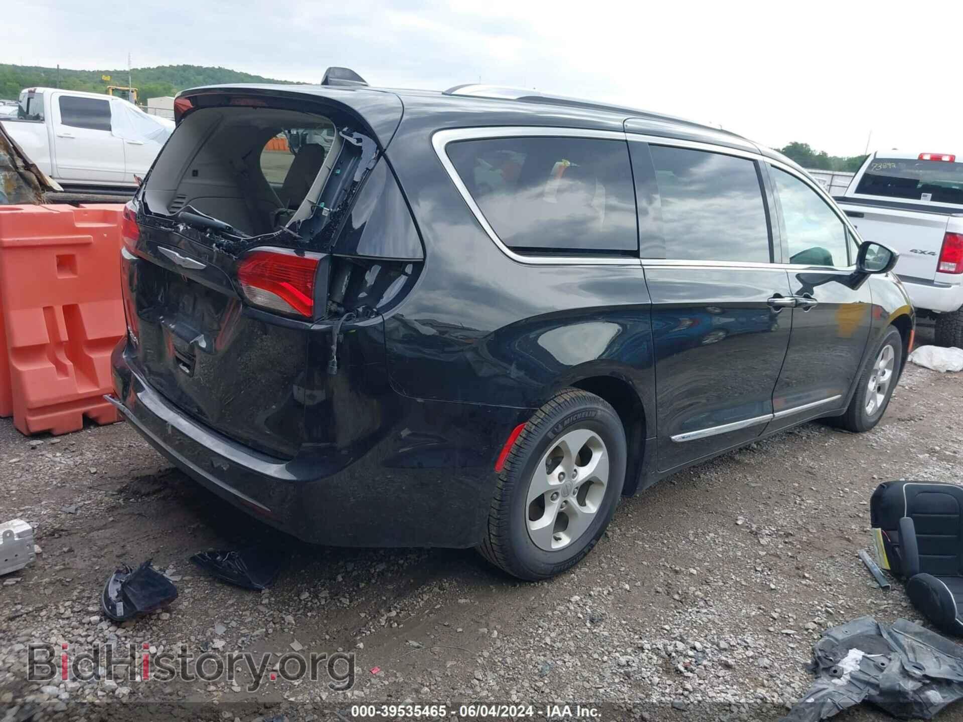 2017 CHRYSLER PACIFICA - VIN: 2C4RC1EG1HR837559 - Photo 4