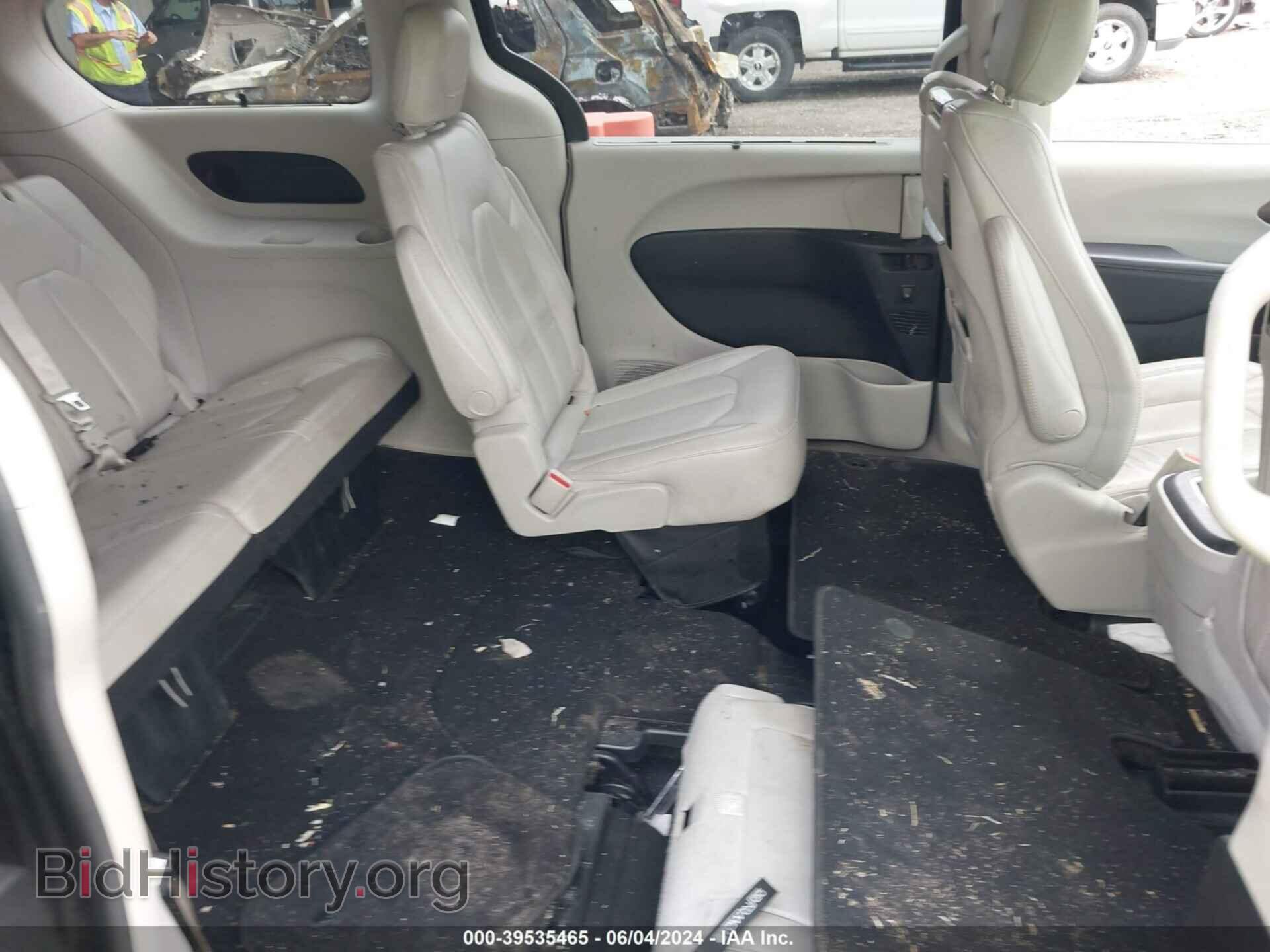 2017 CHRYSLER PACIFICA - VIN: 2C4RC1EG1HR837559 - Photo 8