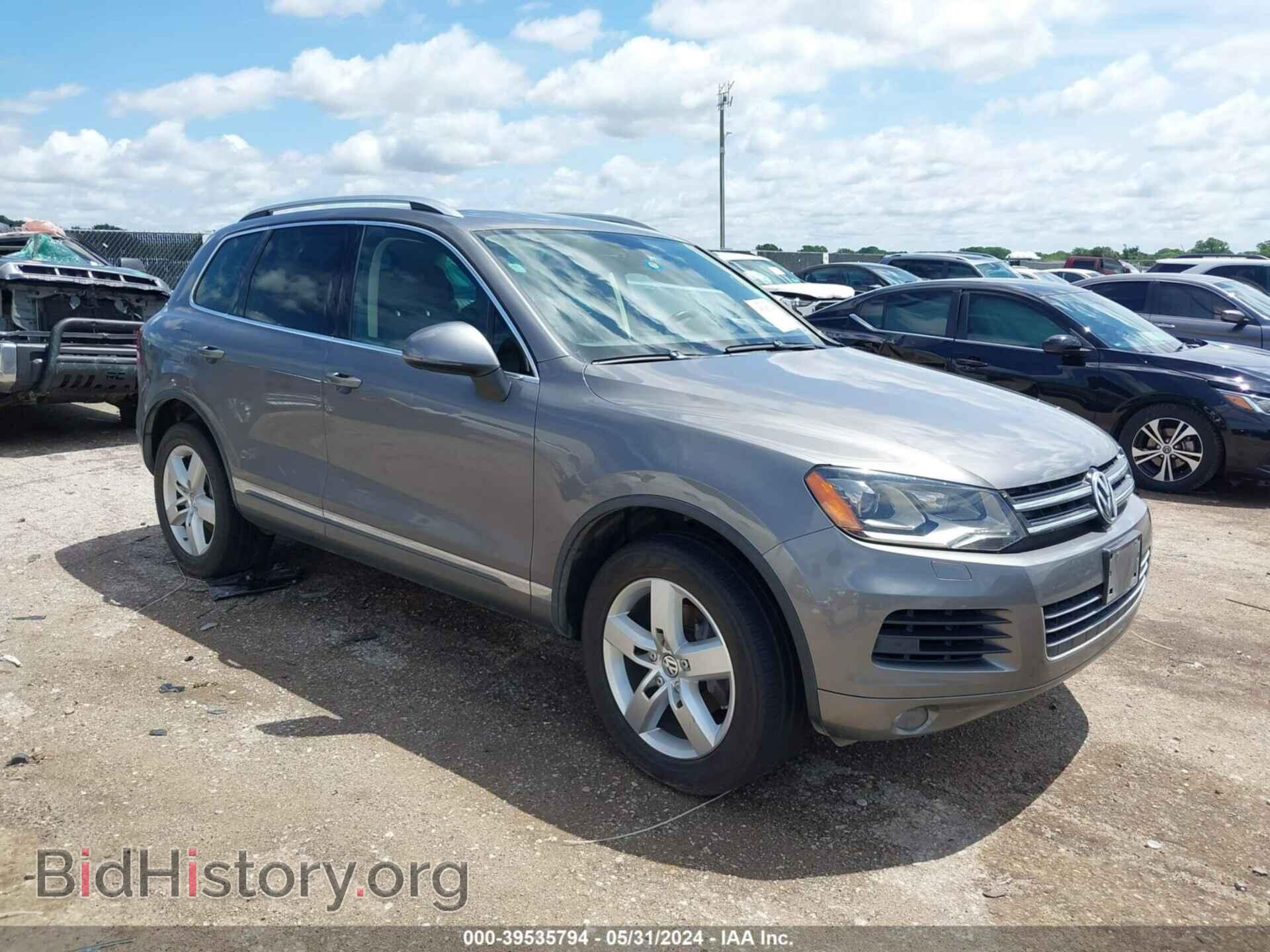 Photo WVGFF9BP4CD005556 - VOLKSWAGEN TOUAREG 2012