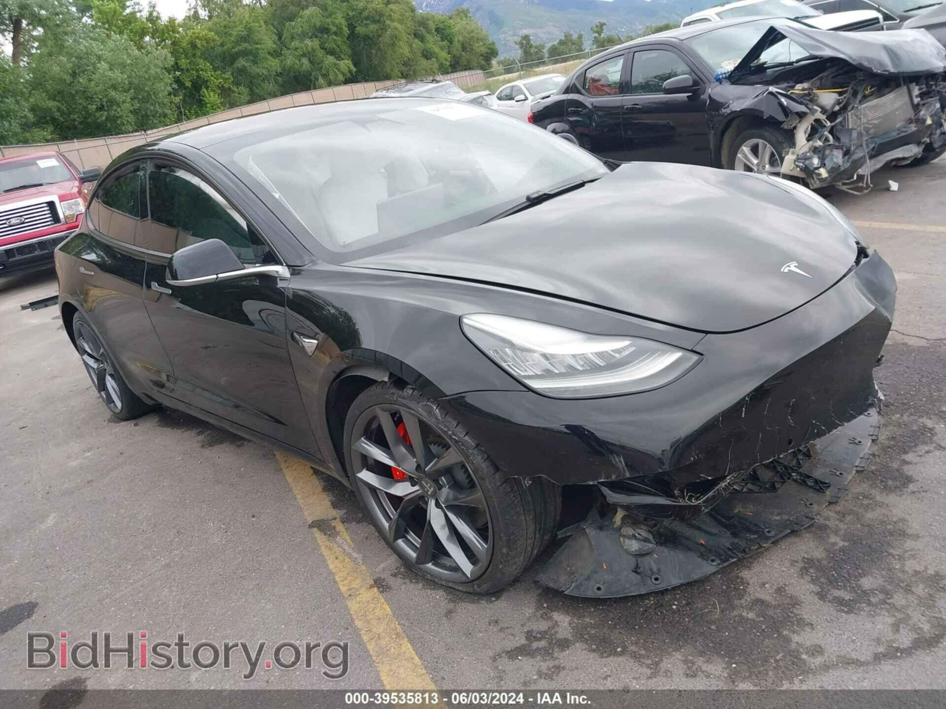 Фотография 5YJ3E1EB3JF079830 - TESLA MODEL 3 2018