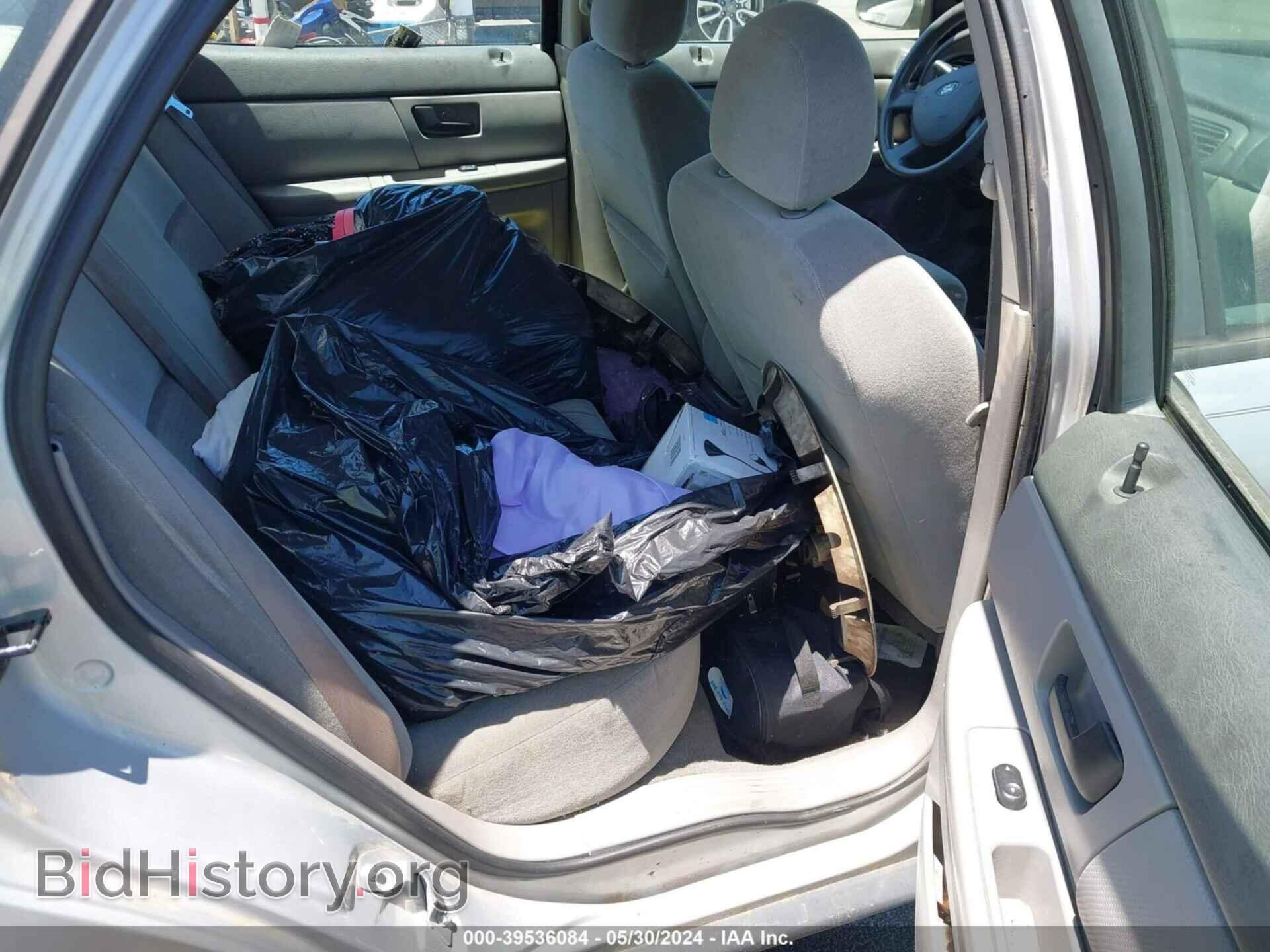 2006 FORD TAURUS - VIN: 1FAFP53U06A224444 - Фото 8