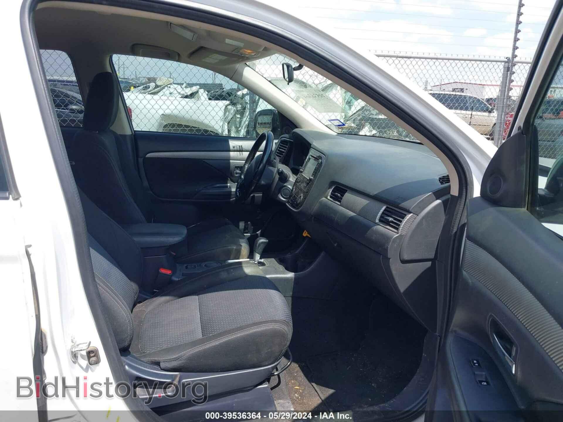 2016 MITSUBISHI OUTLANDER - VIN: JA4AD3A39GZ021982 - Фото 4