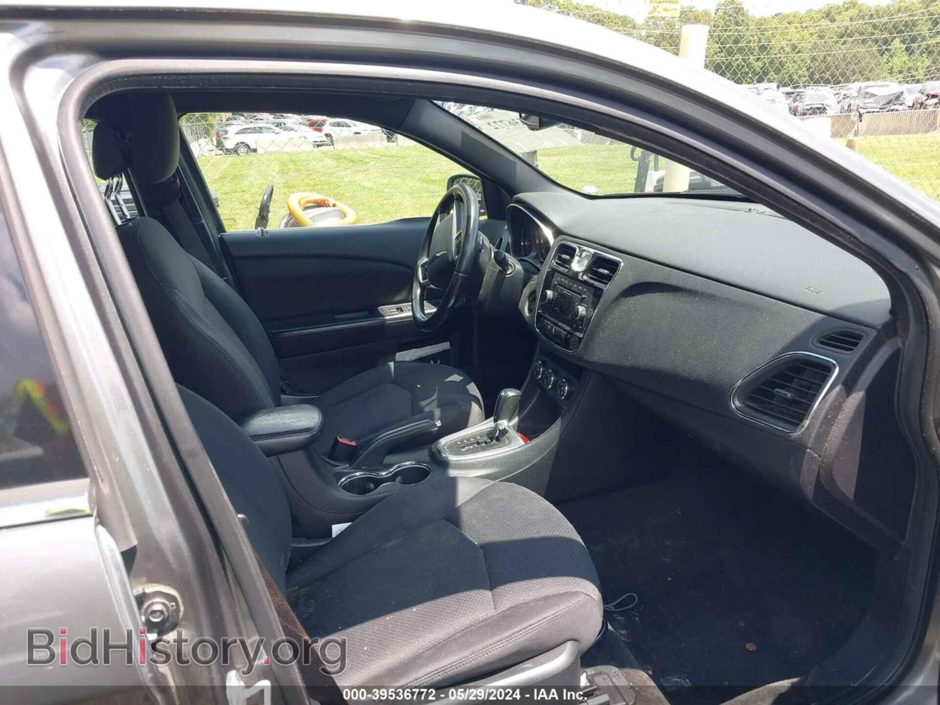 2013 CHRYSLER 200 - VIN: 1C3CCBBG7DN737459 - Фото 5