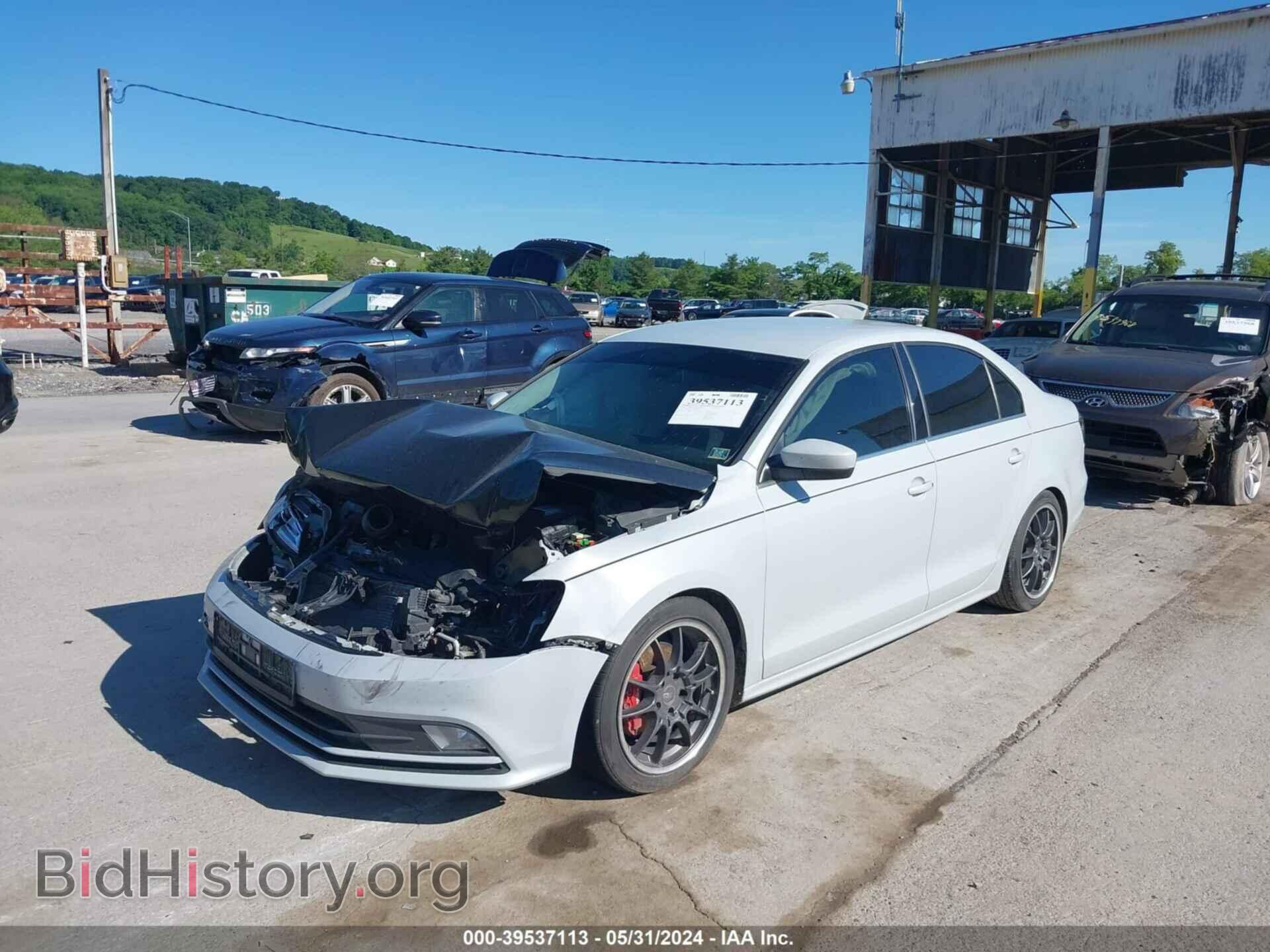 2017 VOLKSWAGEN JETTA - VIN: 3VW2B7AJ2HM371041 - Фото 2