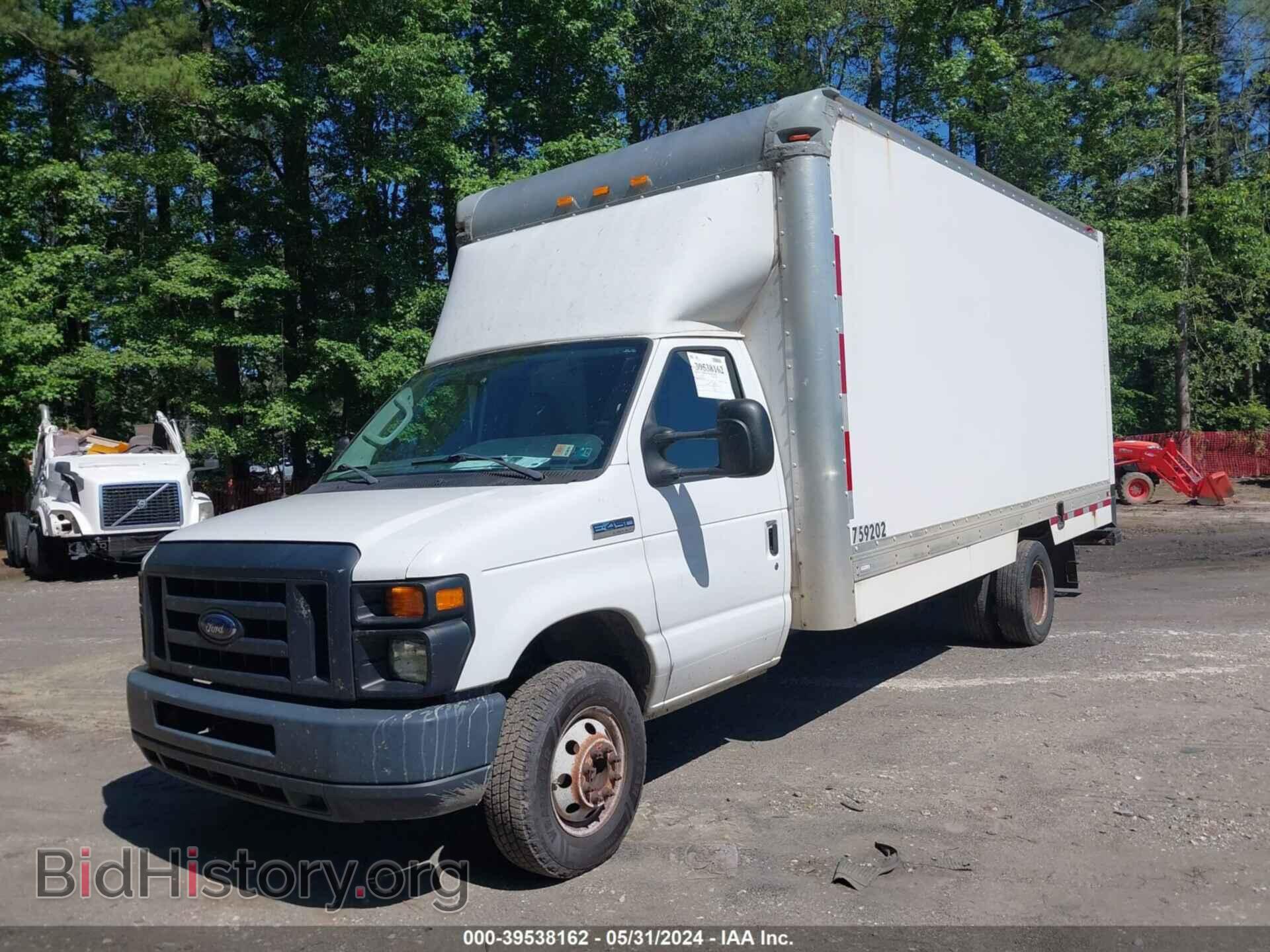 2017 FORD E-450 CUTAWAY - VIN: 1FDXE4FS4HDC14148 - Фото 2