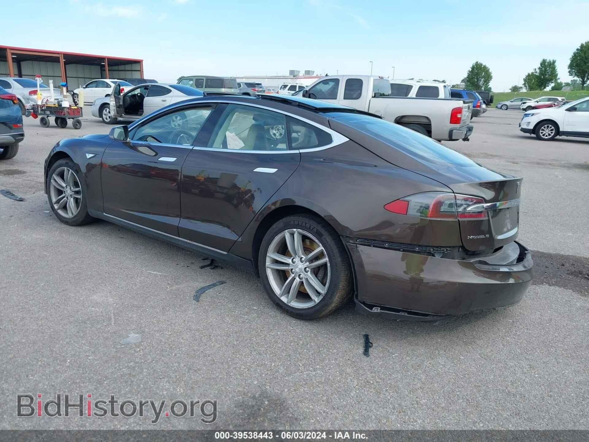 2014 TESLA MODEL S - VIN: 5YJSA1H13EFP53121 - Фото 3
