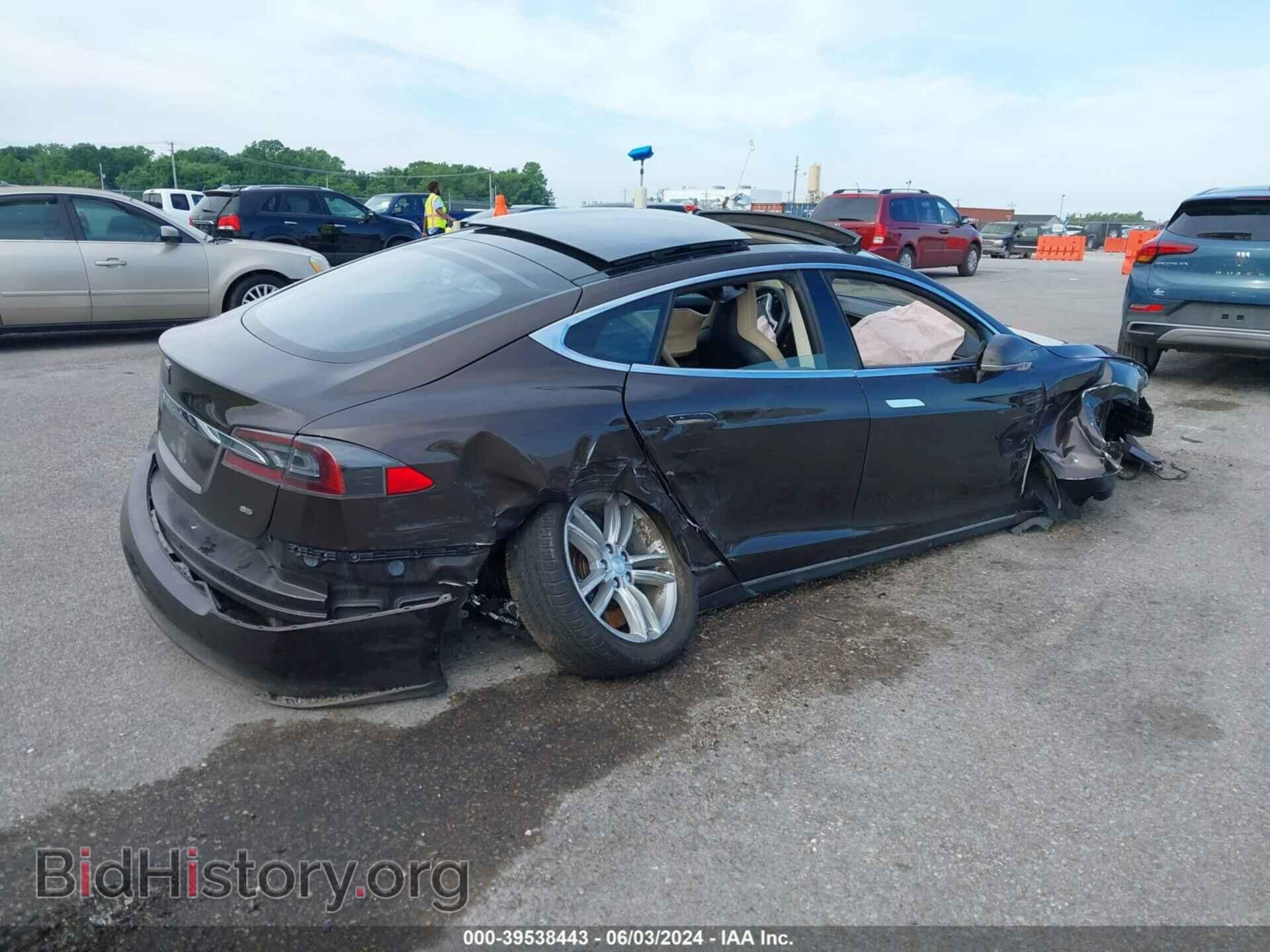 2014 TESLA MODEL S - VIN: 5YJSA1H13EFP53121 - Фото 4
