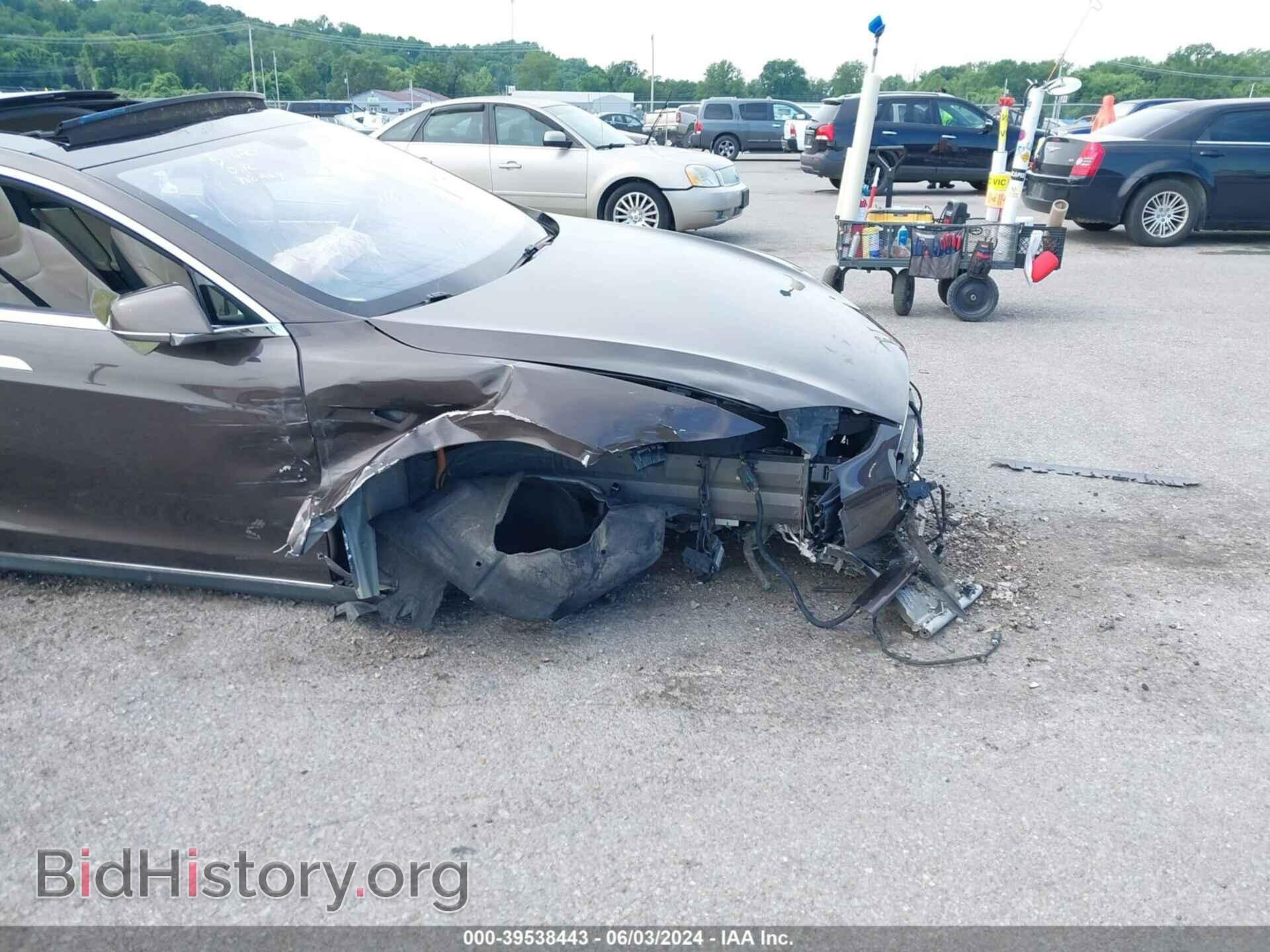 2014 TESLA MODEL S - VIN: 5YJSA1H13EFP53121 - Фото 6