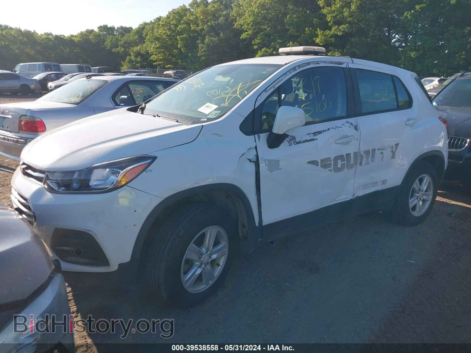 2017 CHEVROLET TRAX - VIN: 3GNCJNSB6HL200845 - Фото 2