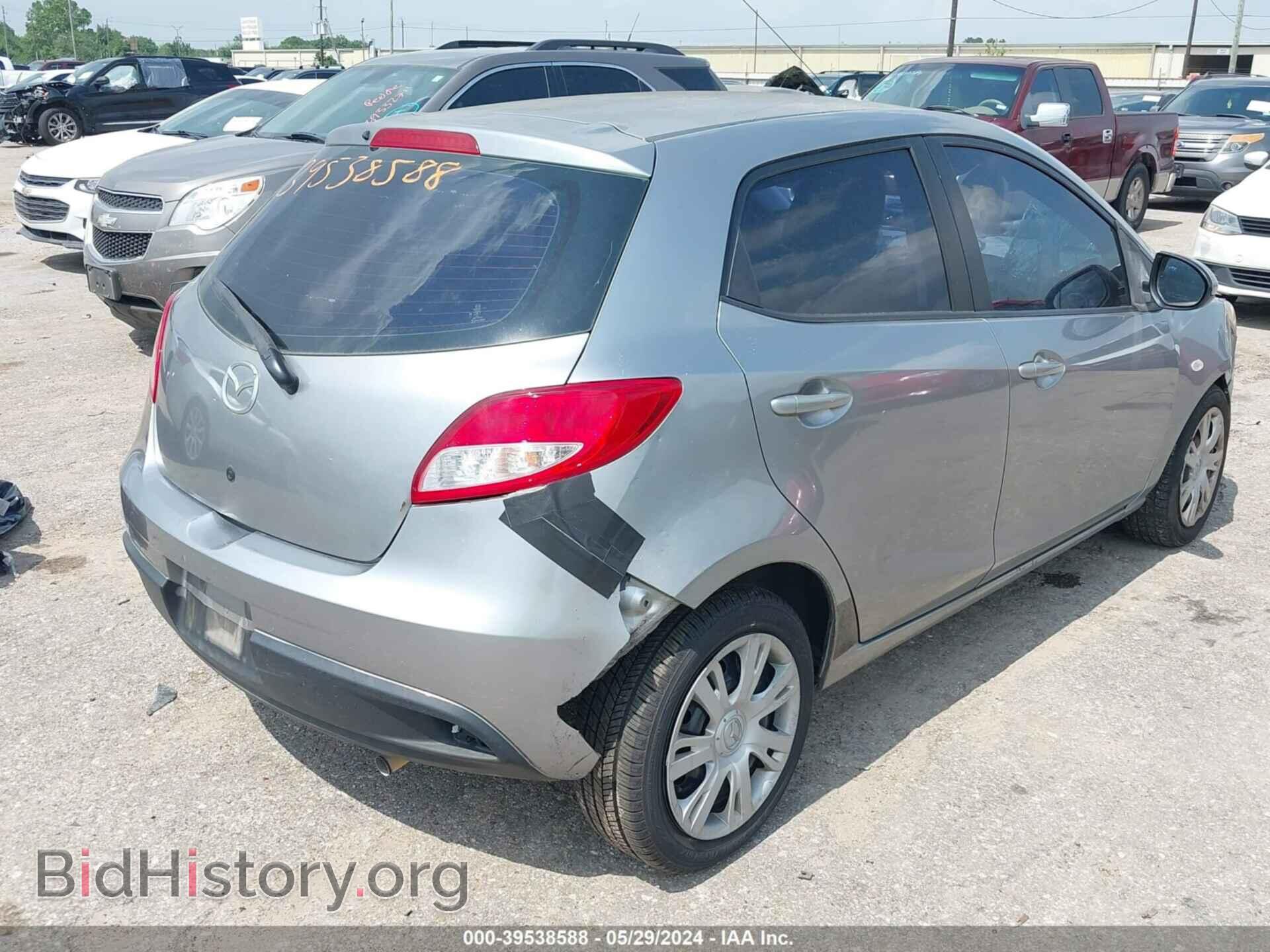 2013 MAZDA MAZDA2 - VIN: JM1DE1KY9D0170696 - Фото 4