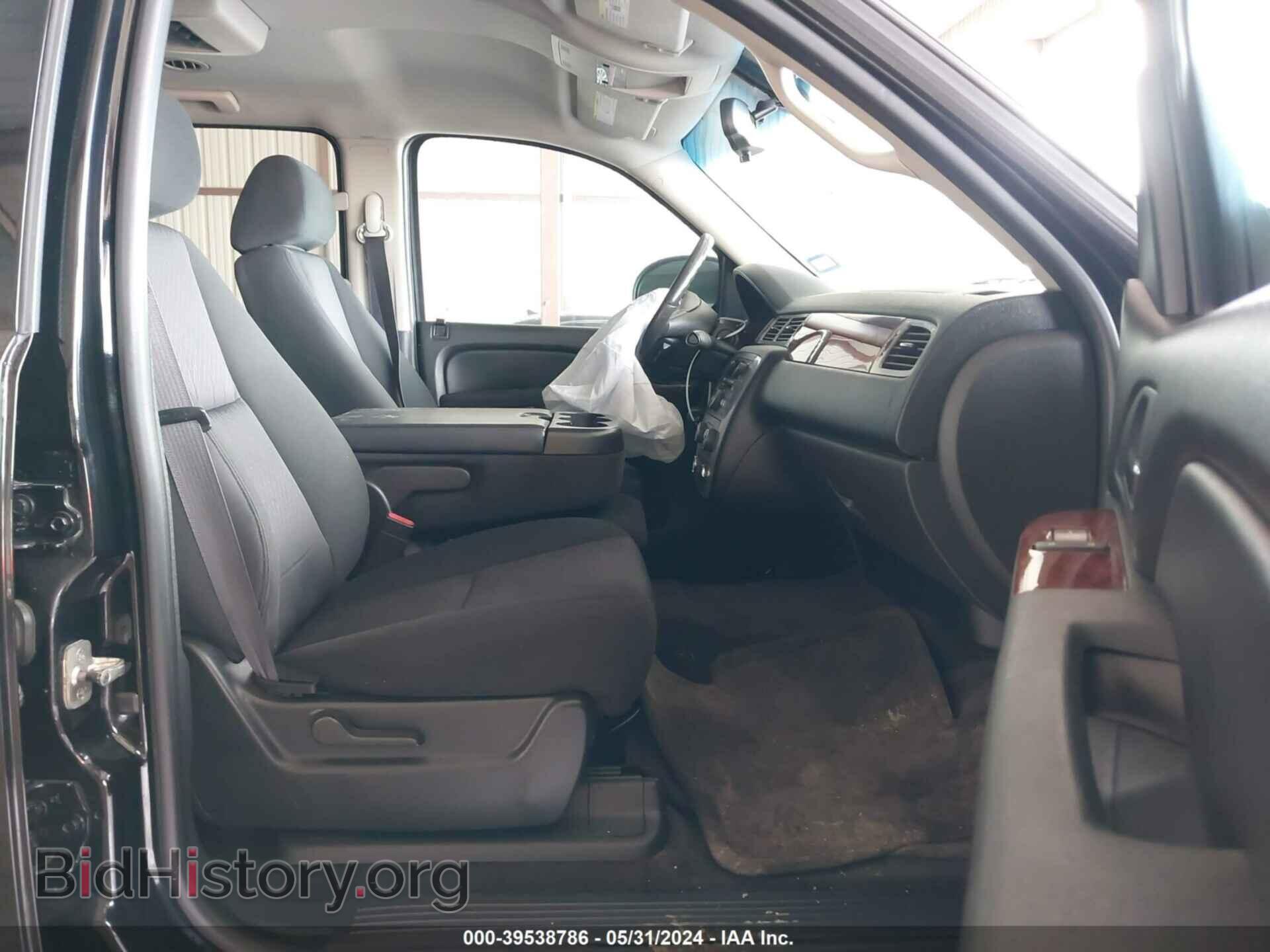 2011 GMC YUKON - VIN: 1GKS1AE03BR212205 - Фото 5