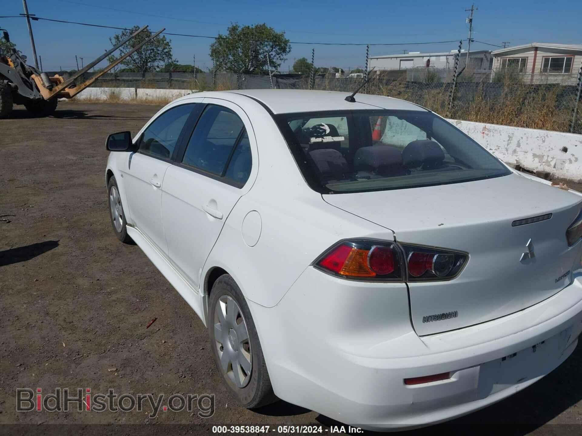 2011 MITSUBISHI LANCER - VIN: JA32U2FU6BU005474 - Фото 3