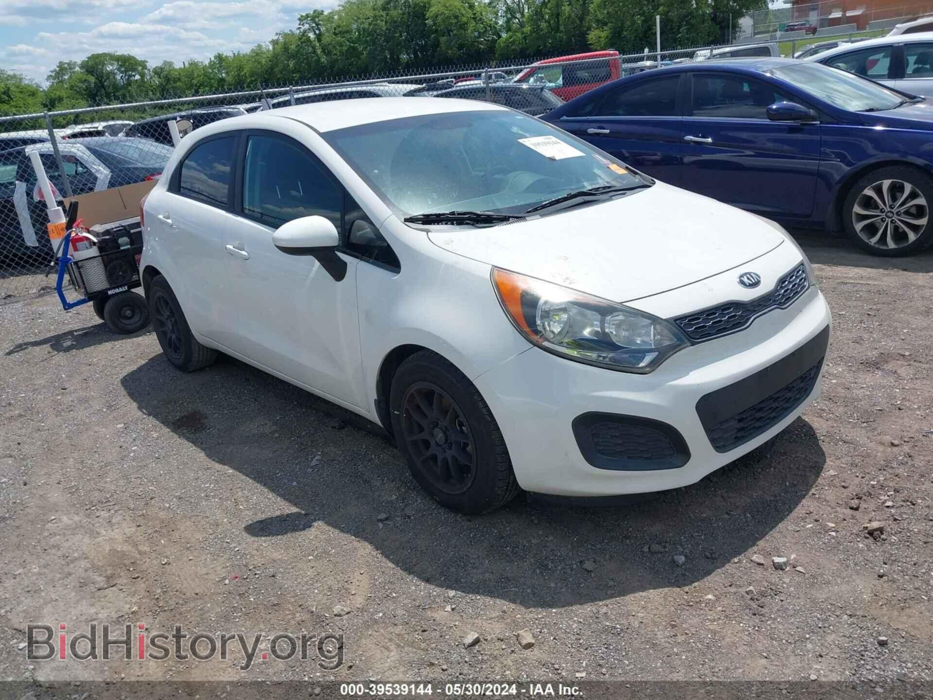 Фотография KNADM5A39F6500074 - KIA RIO 2015