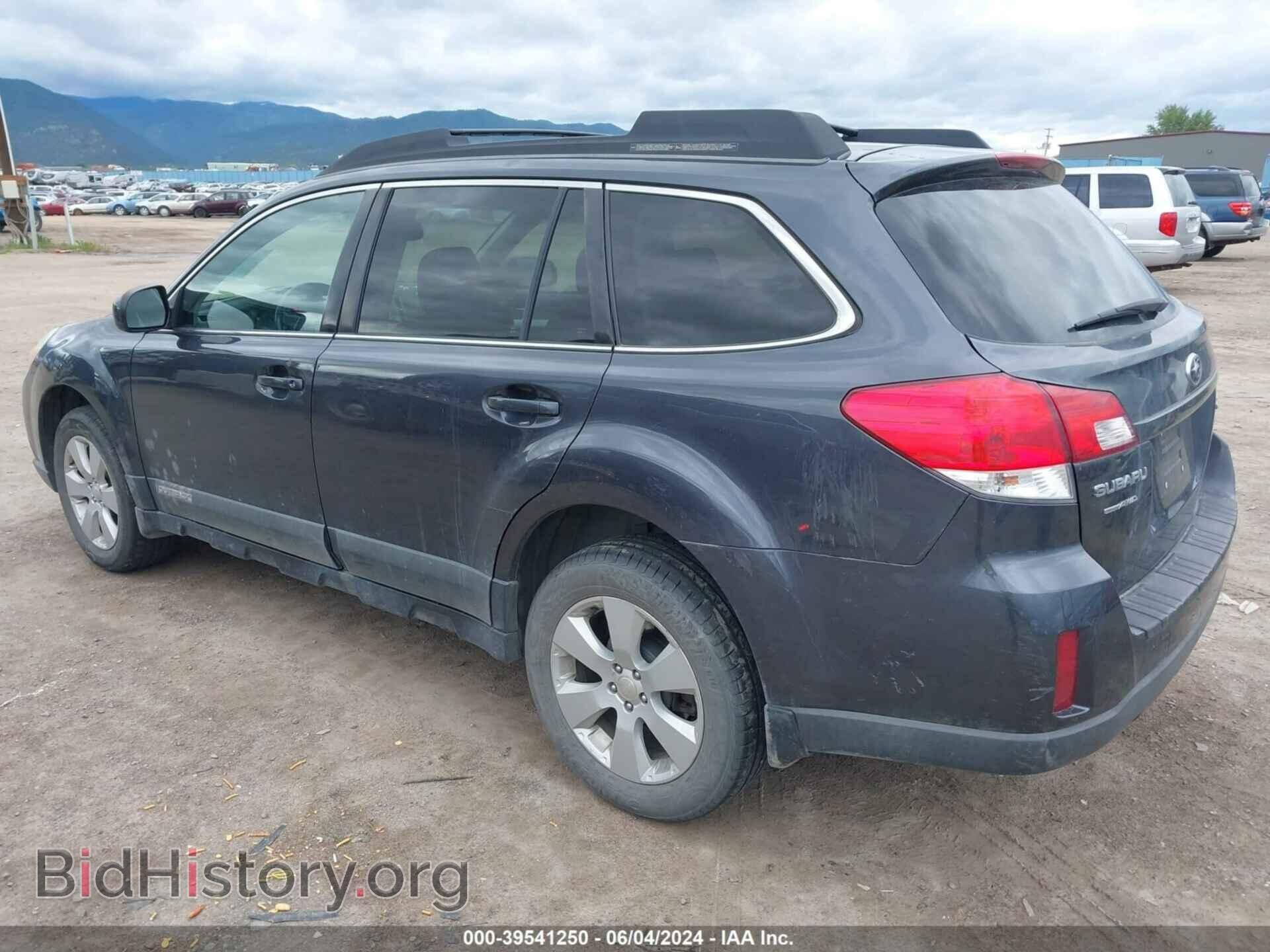 2011 SUBARU OUTBACK - VIN: 4S4BRBGC2B3430975 - Фото 3