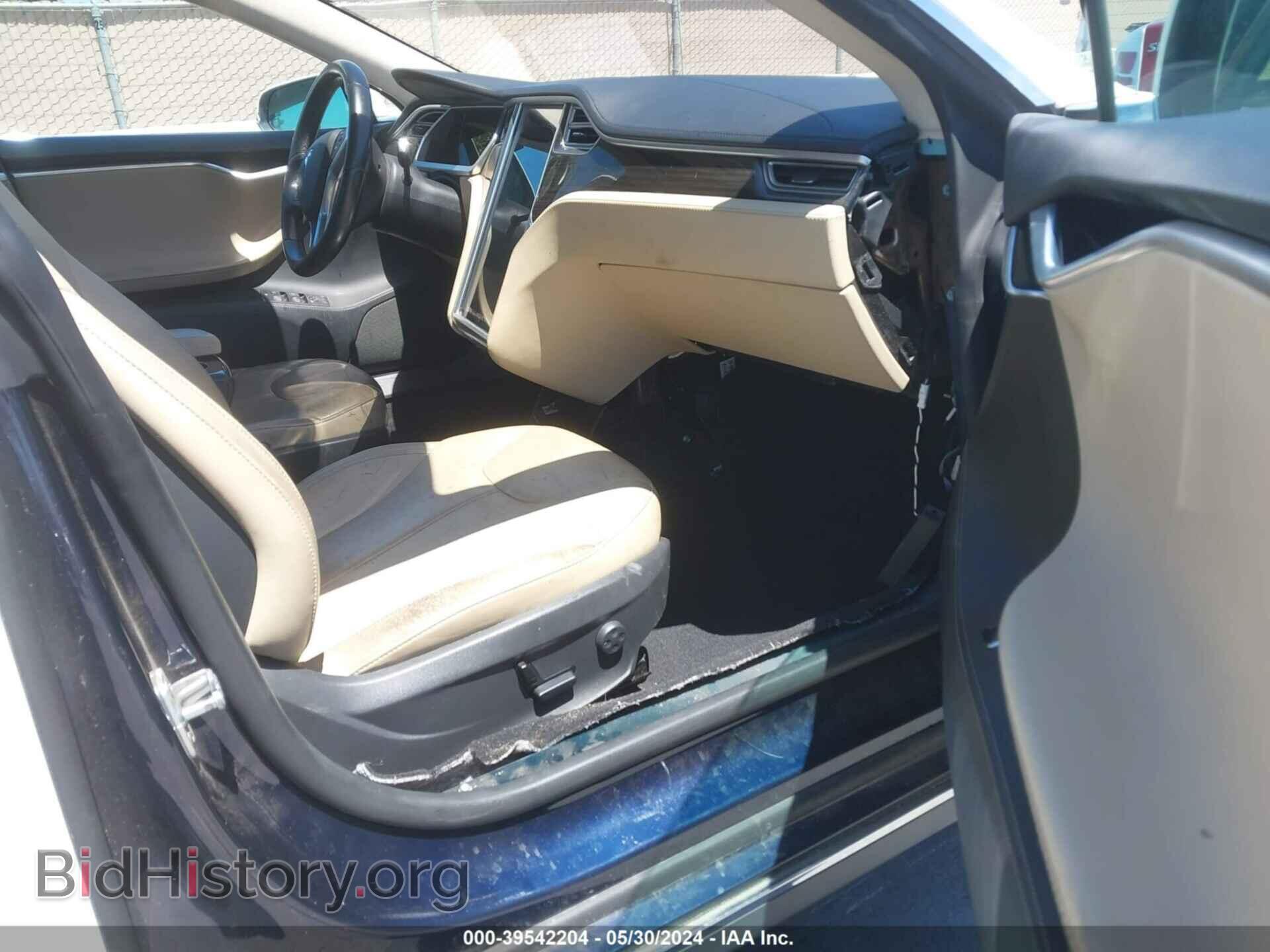 2014 TESLA MODEL S - VIN: 5YJSA1H17EFP37794 - Фото 5