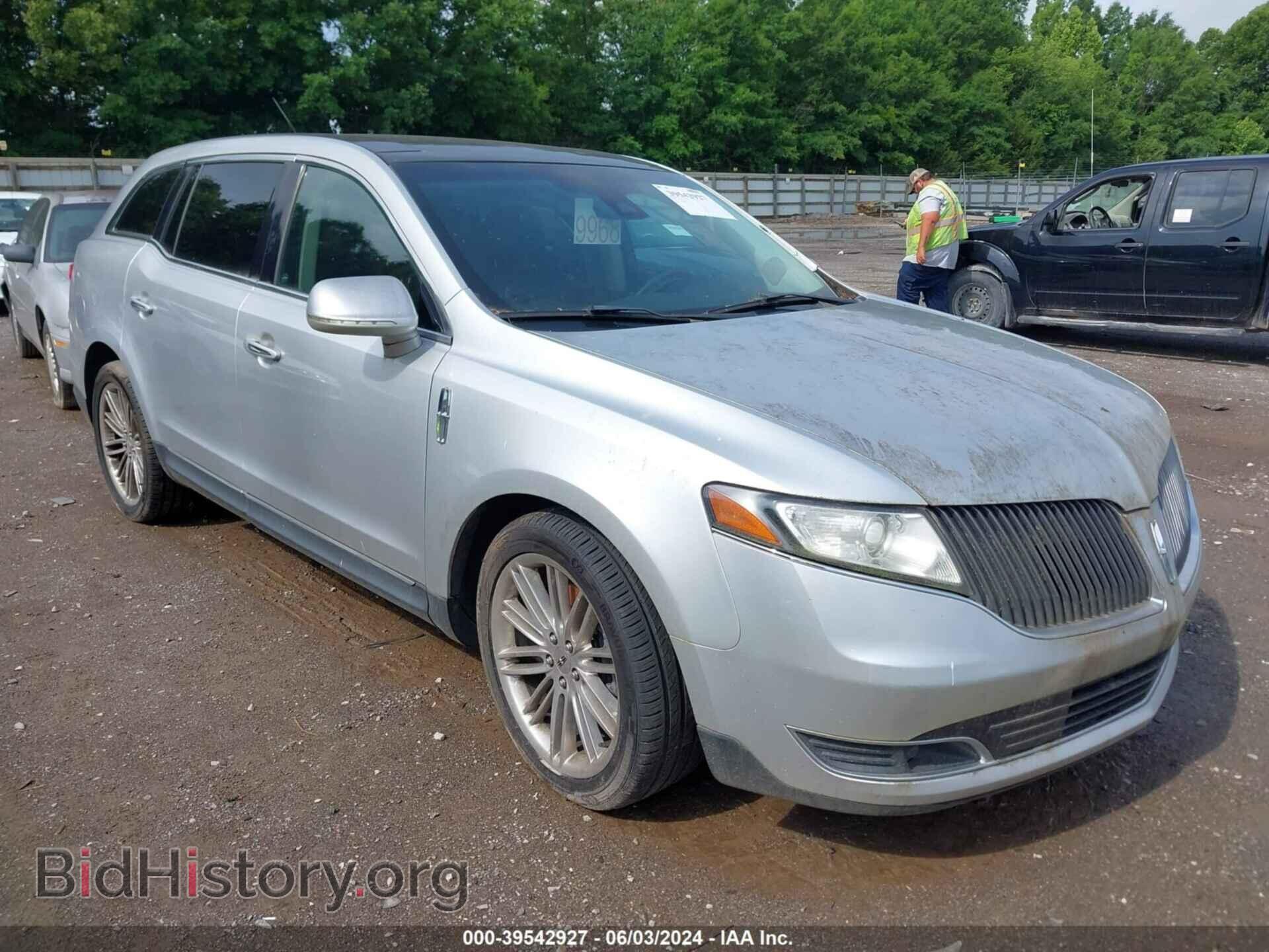Photo 2LMHJ5AT0DBL58435 - LINCOLN MKT 2013