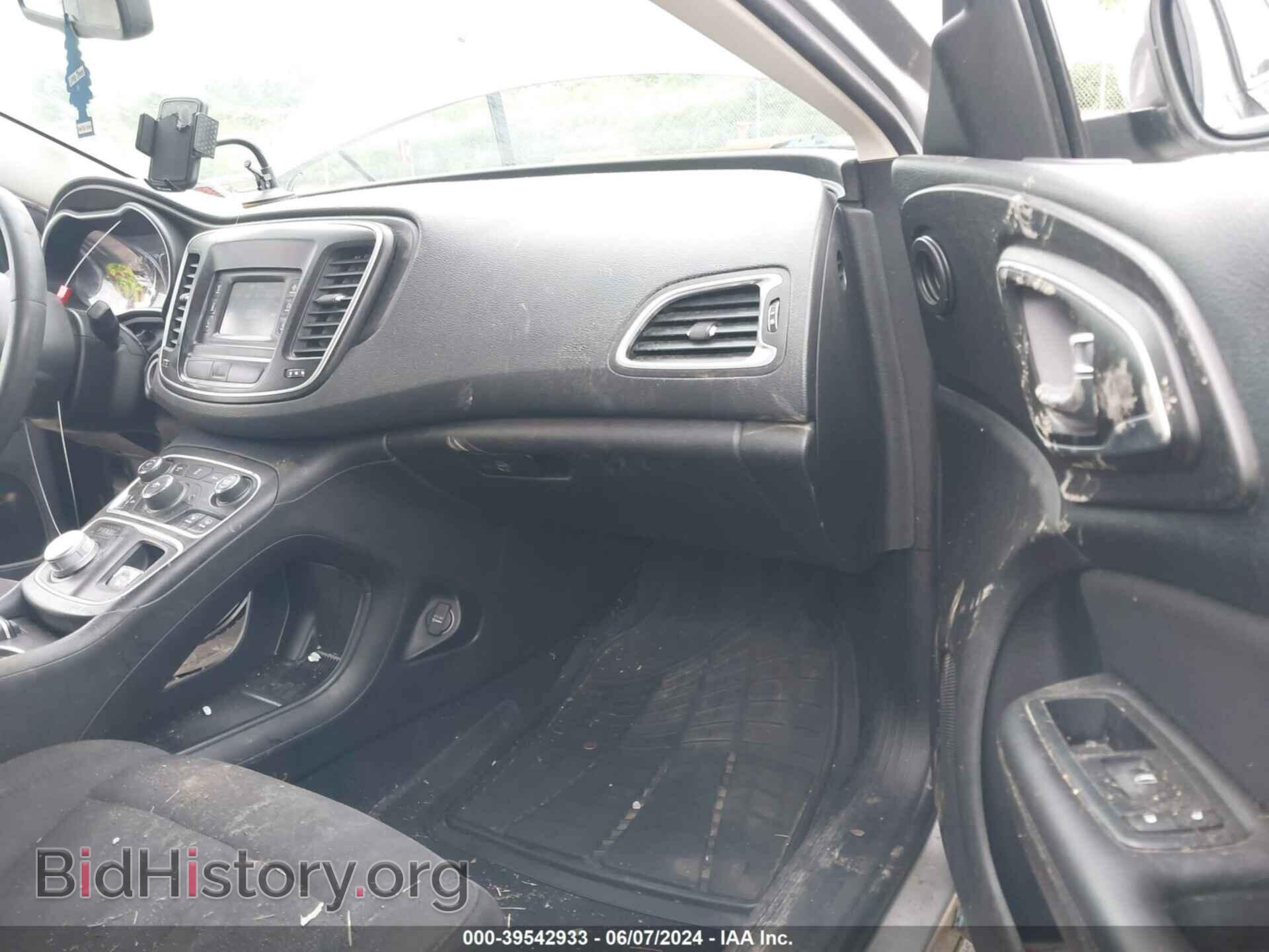 2015 CHRYSLER 200 - VIN: 1C3CCCAB4FN691488 - Фото 5