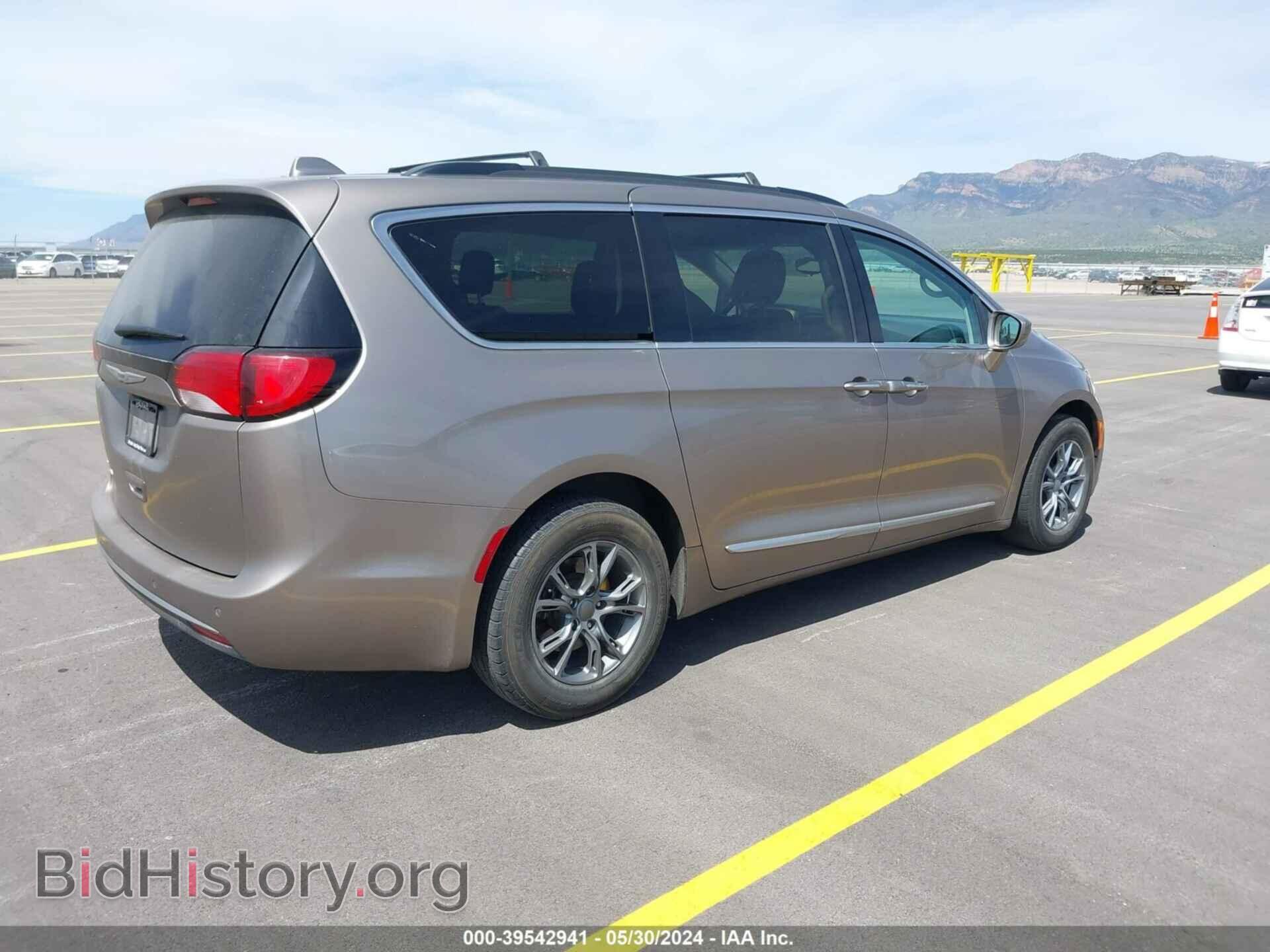 2017 CHRYSLER PACIFICA - VIN: 2C4RC1BG3HR535050 - Фото 4