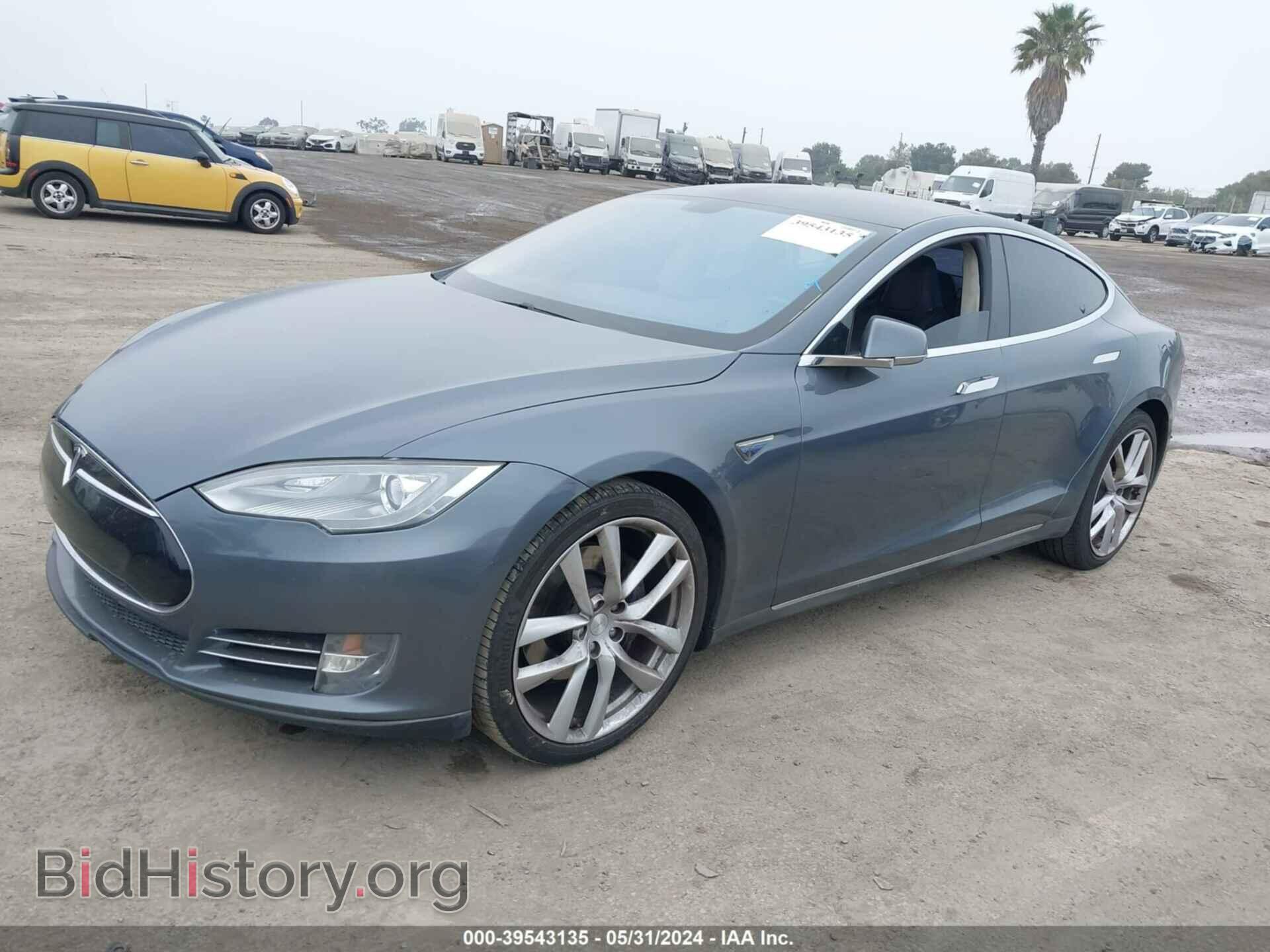 2013 TESLA MODEL S - VIN: 5YJSA1CG4DFP14855 - Фото 2