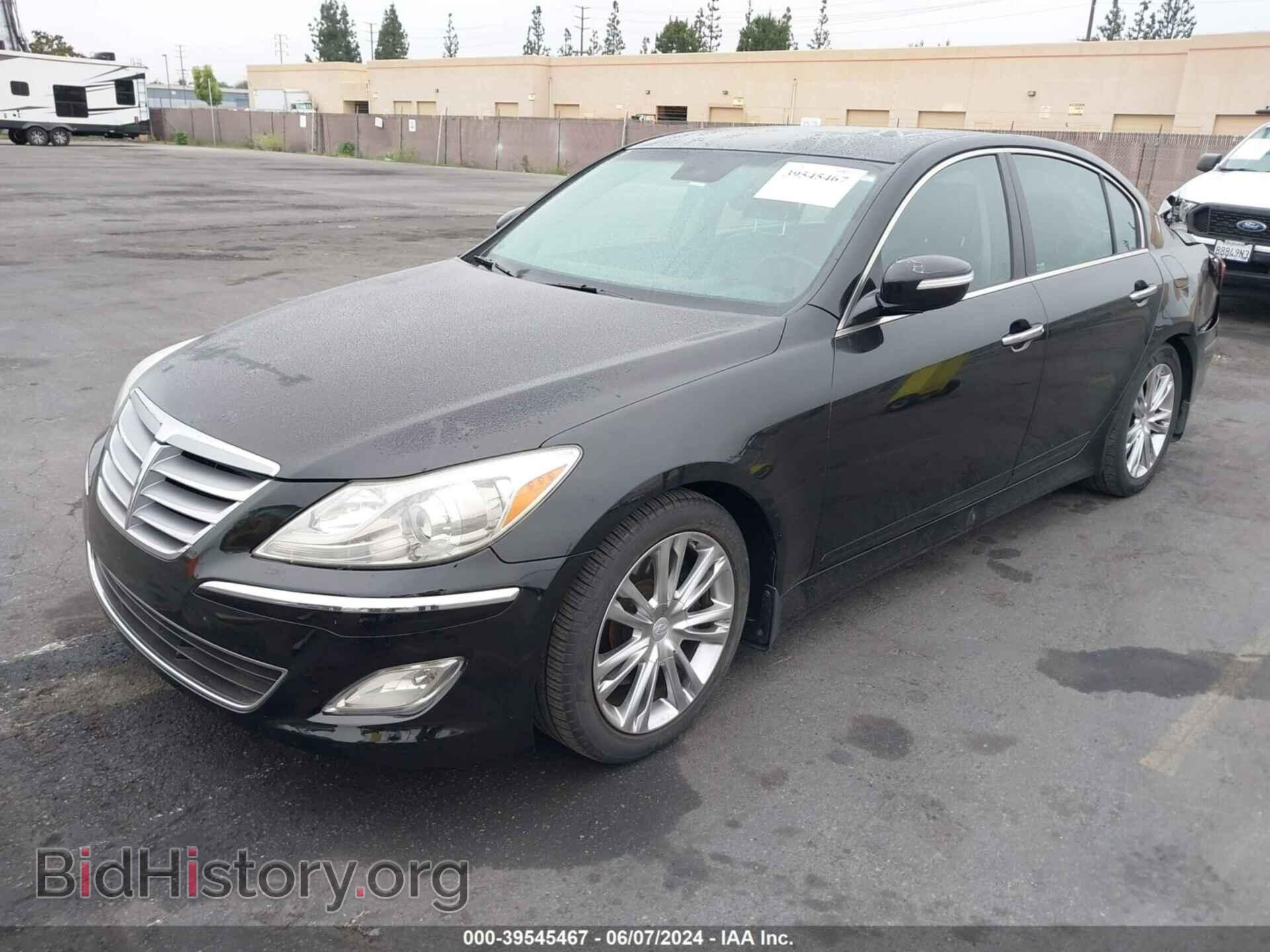 2013 HYUNDAI GENESIS - VIN: KMHGC4DDXDU229404 - Фото 2