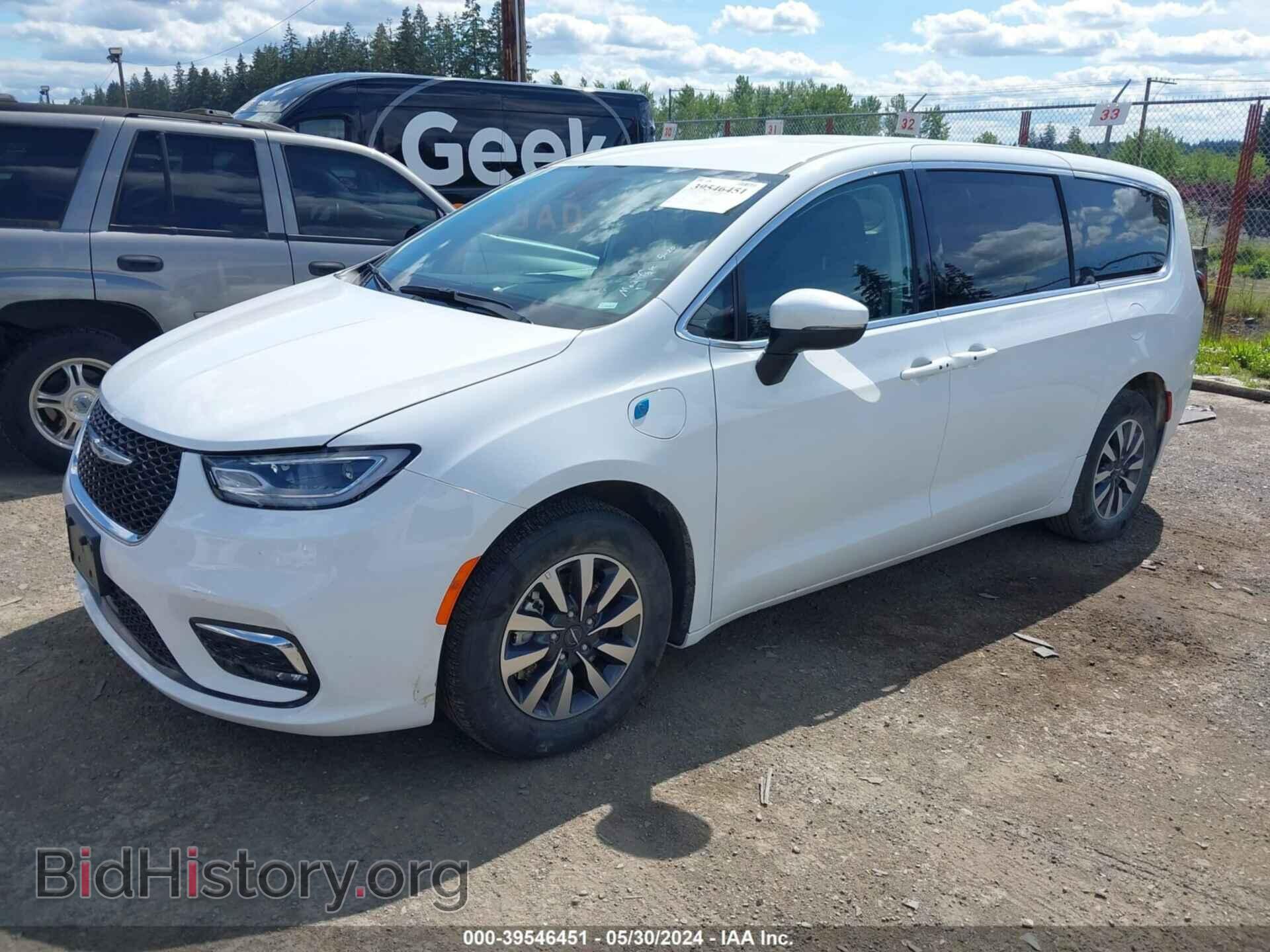 2023 CHRYSLER PACIFICA HYBRID - VIN: 2C4RC1L76PR559078 - Фото 2