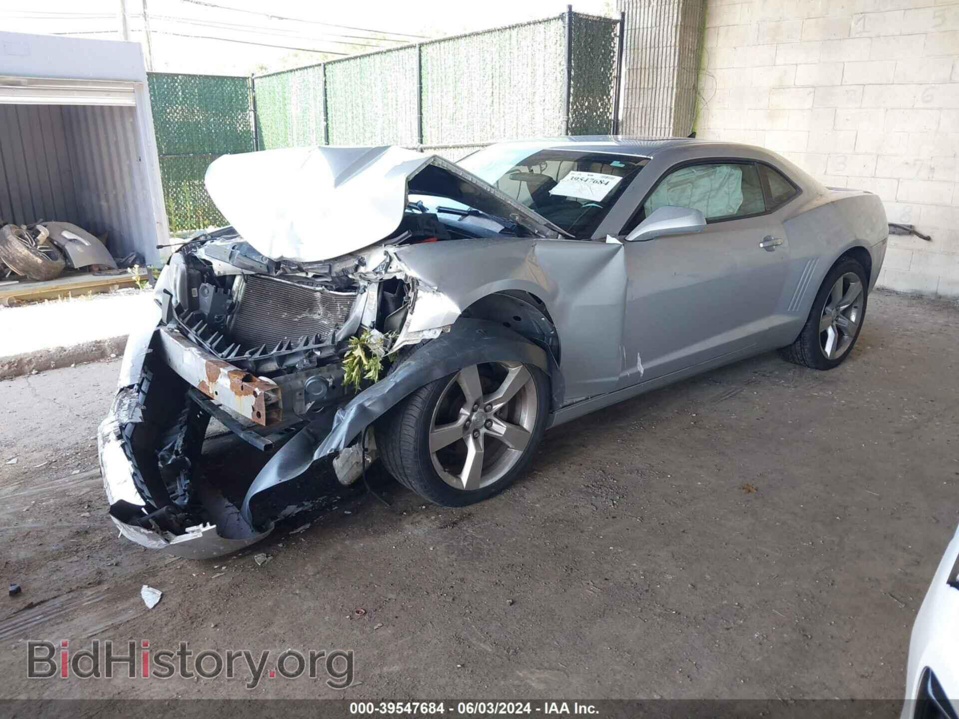 2010 CHEVROLET CAMARO - VIN: 2G1FC1EV3A9168940 - Фото 2