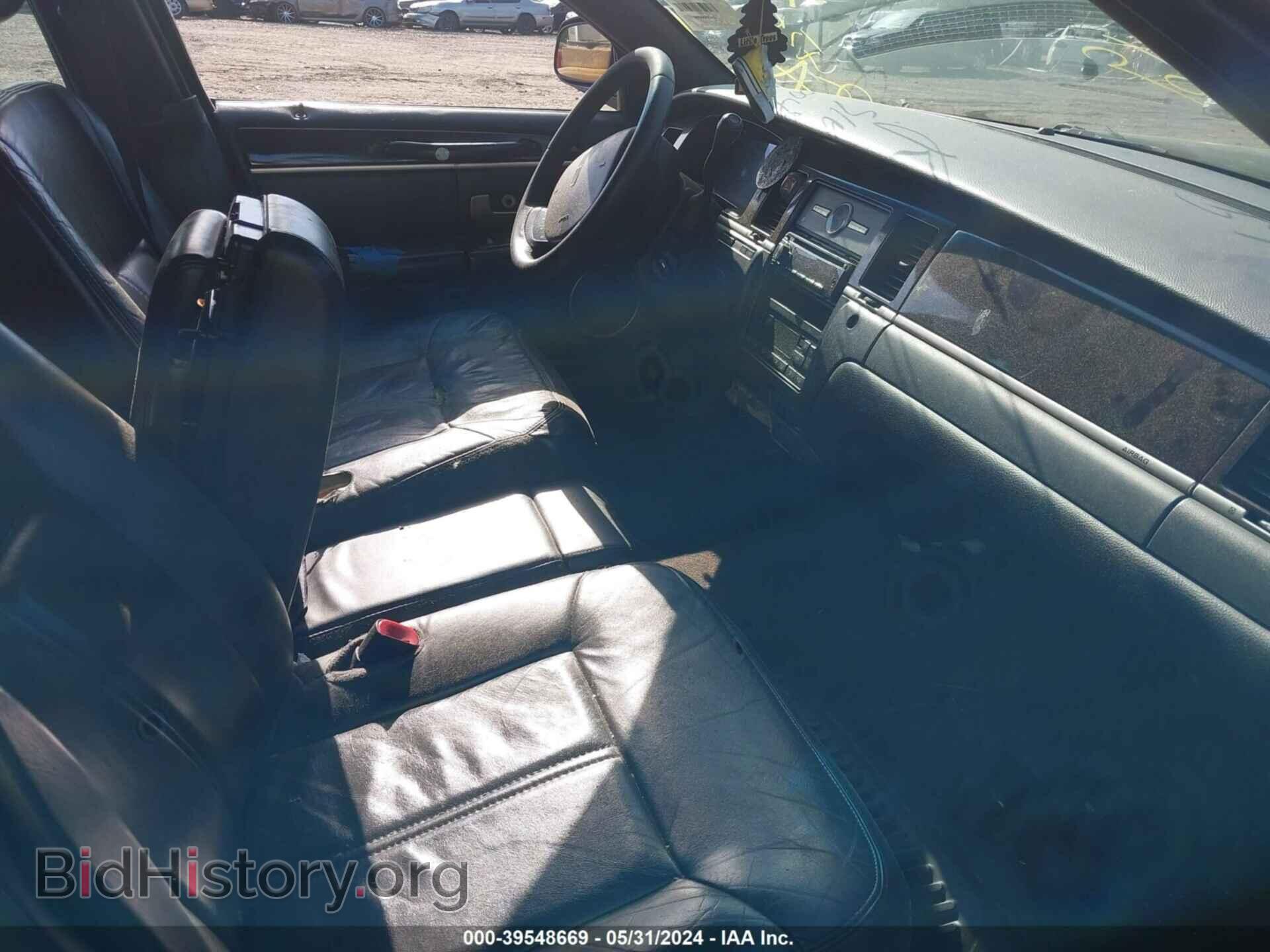 2011 LINCOLN TOWN CAR - VIN: 2LNBL8EV9BX757708 - Фото 5
