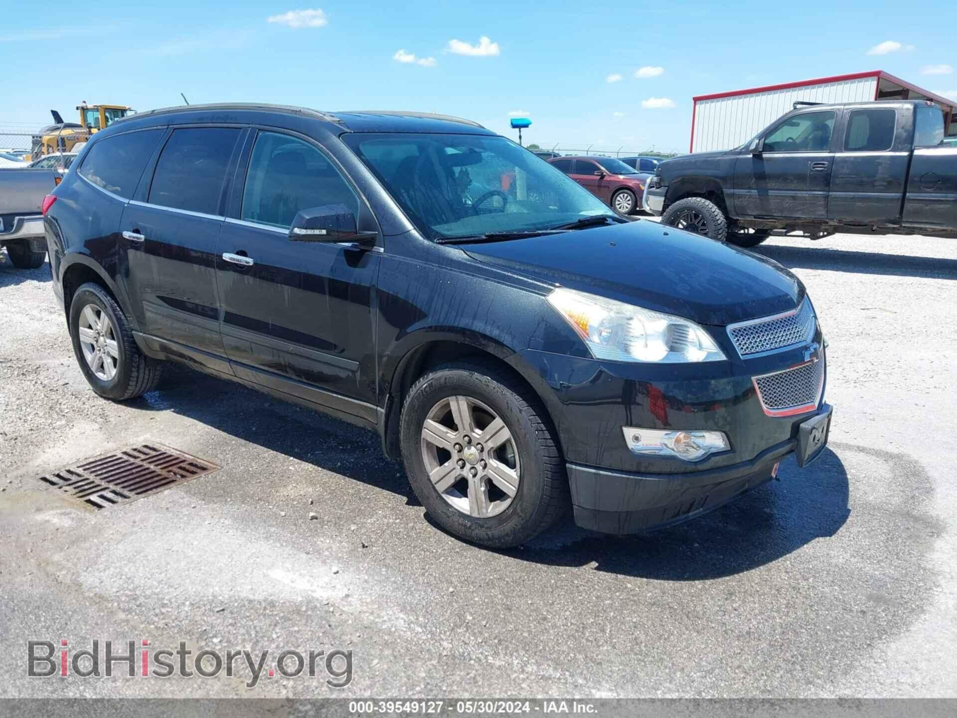 Фотография 1GNKRGED3CJ346021 - CHEVROLET TRAVERSE 2012