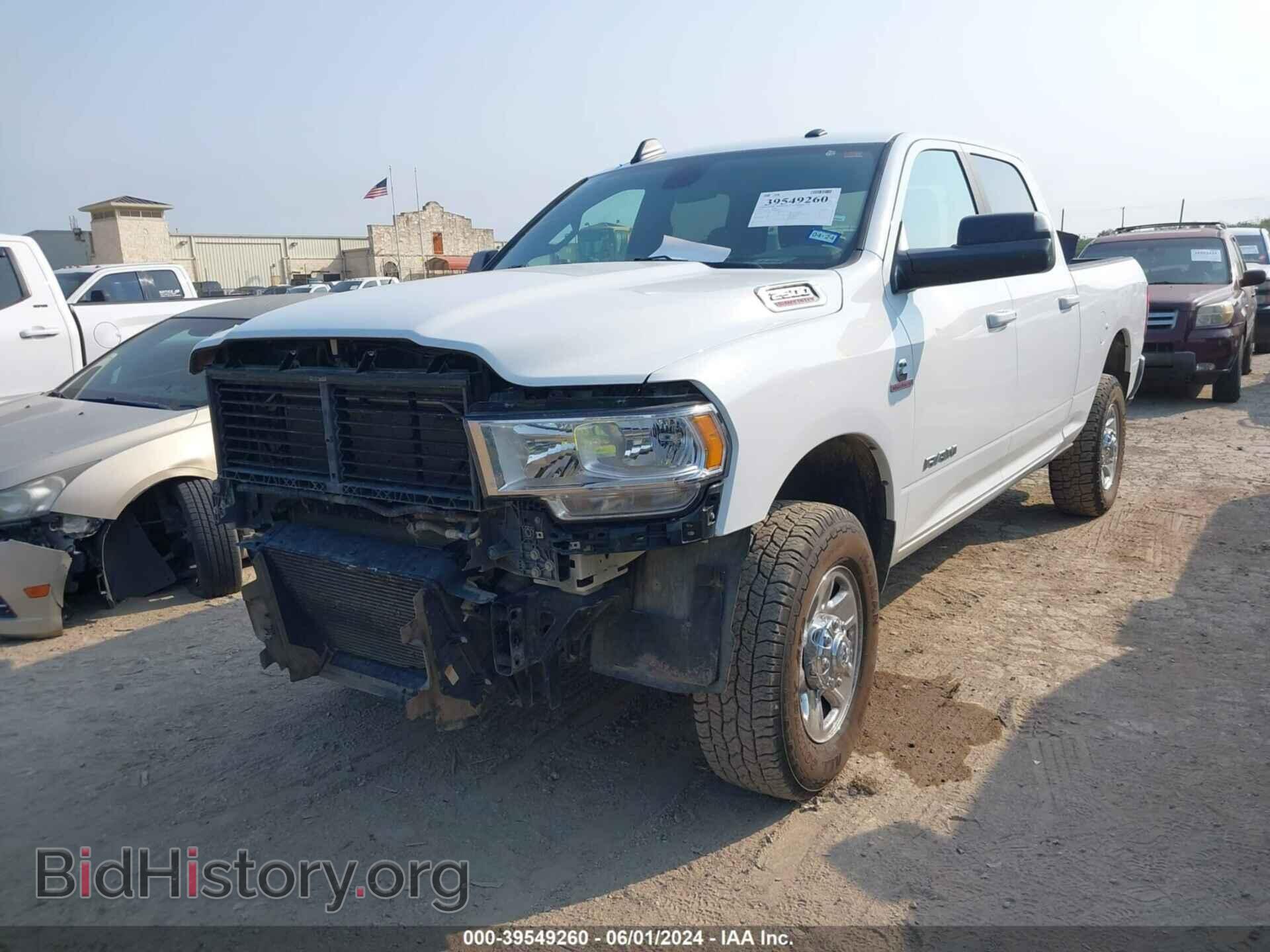 2021 RAM 2500 - VIN: 3C6UR5DL2MG628496 - Фото 2