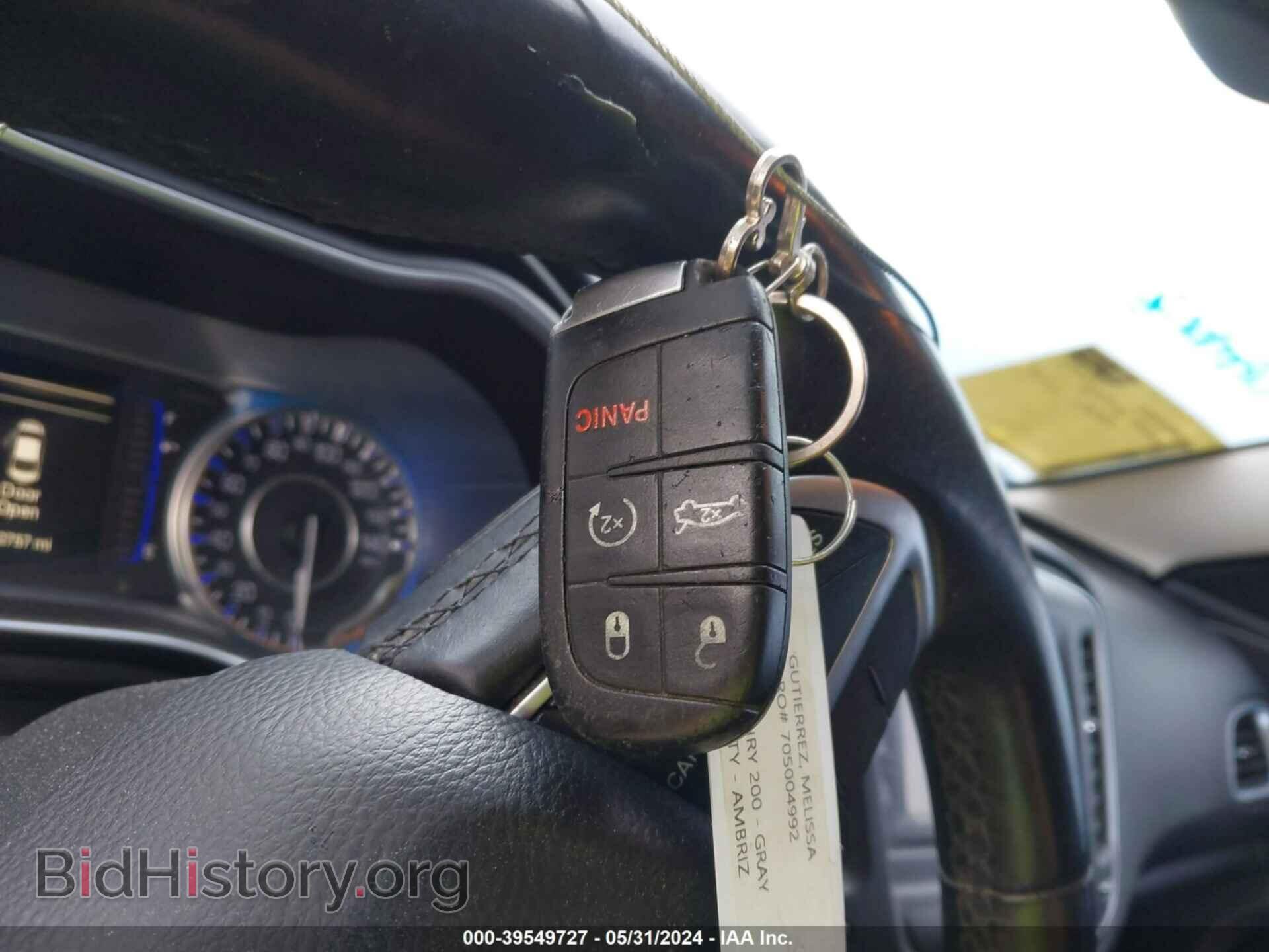 2015 CHRYSLER 200 - VIN: 1C3CCCAB9FN525886 - Фото 11