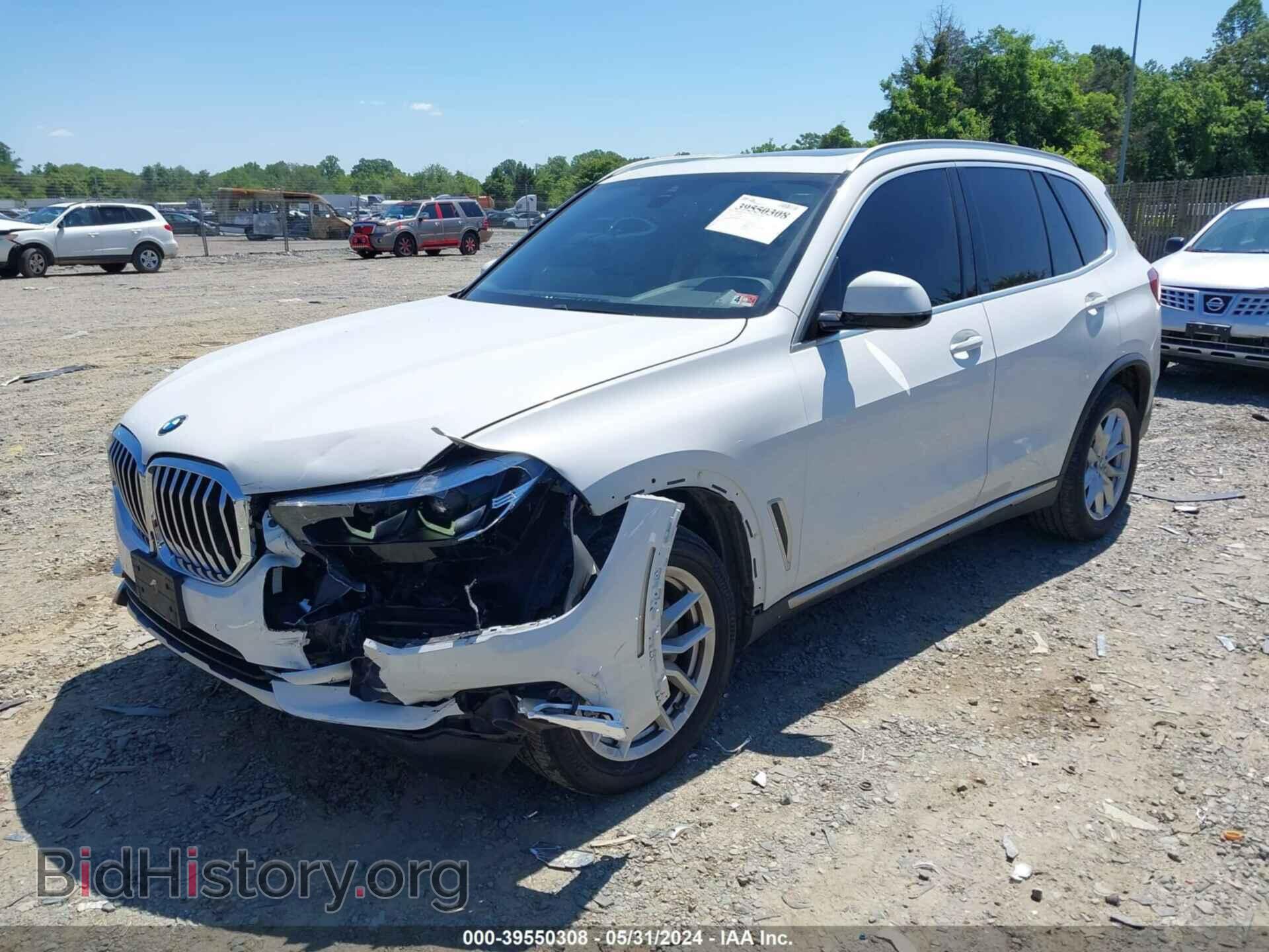 2019 BMW X5 - VIN: 5UXCR6C53KLL11208 - Фото 2