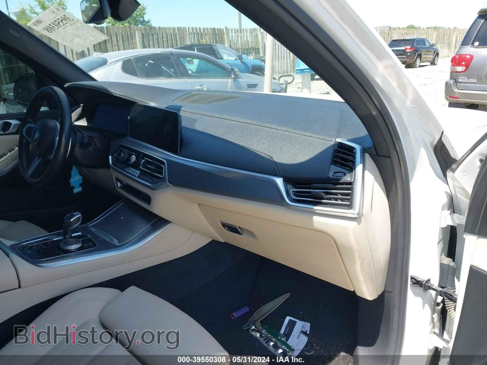 2019 BMW X5 - VIN: 5UXCR6C53KLL11208 - Фото 5